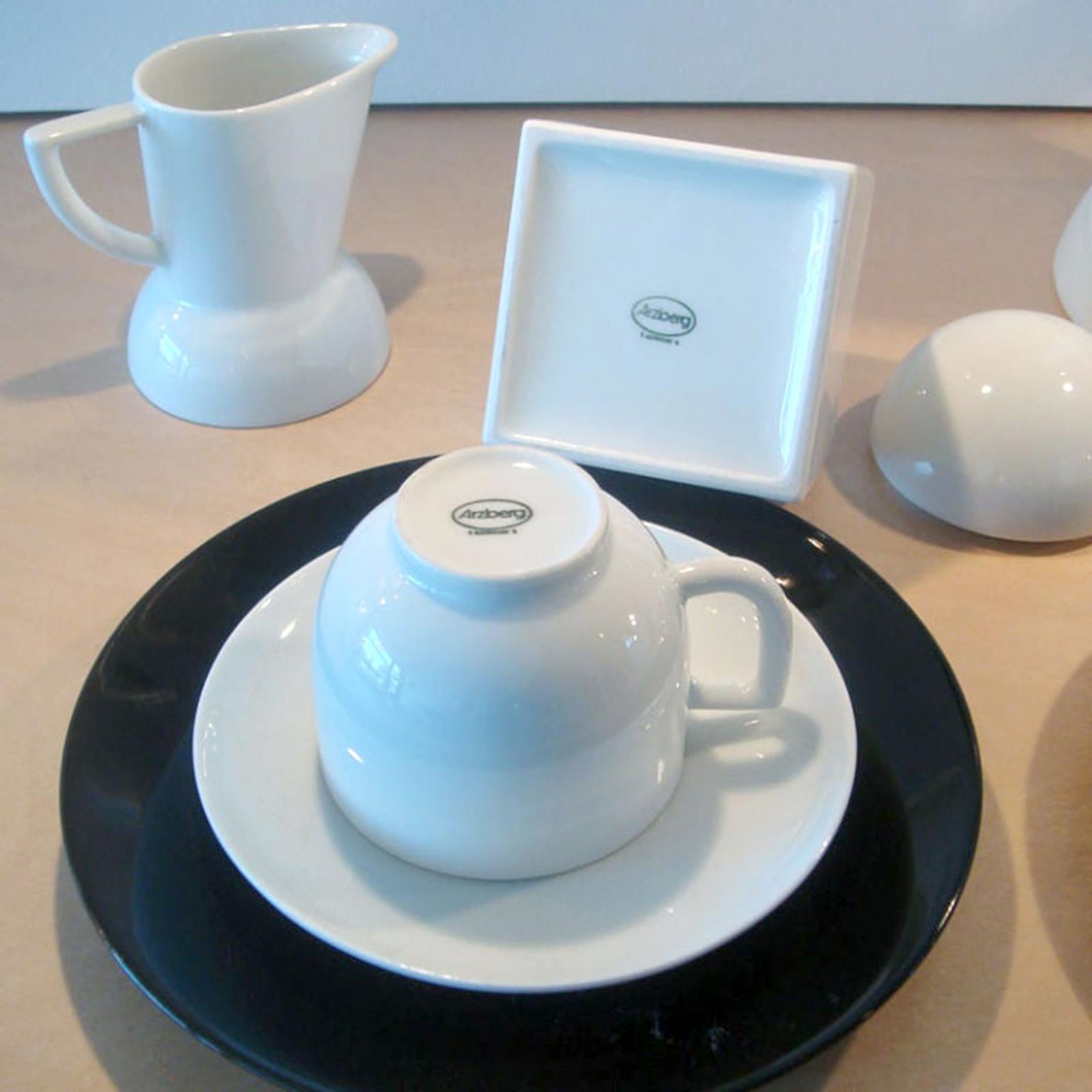 Lutz Rabold 'City Scape' Tea Set for Arzberg, 1980 In Good Condition For Sale In Los Angeles, CA