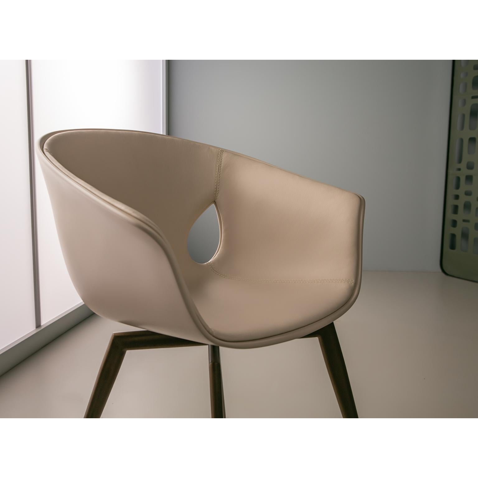 Contemporary Luuc Chair by Doimo Brasil For Sale