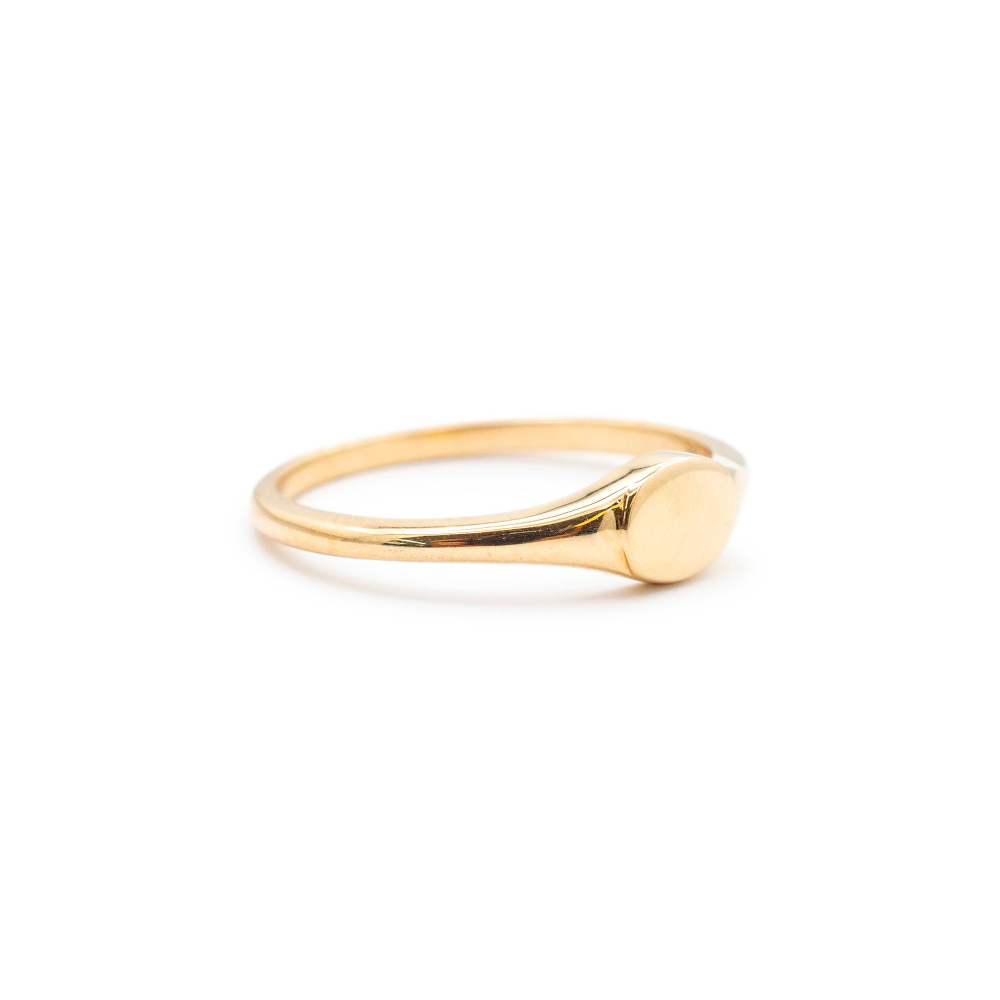 Women's or Men's Luvente 14K Yellow Gold Round Signet Band Ring