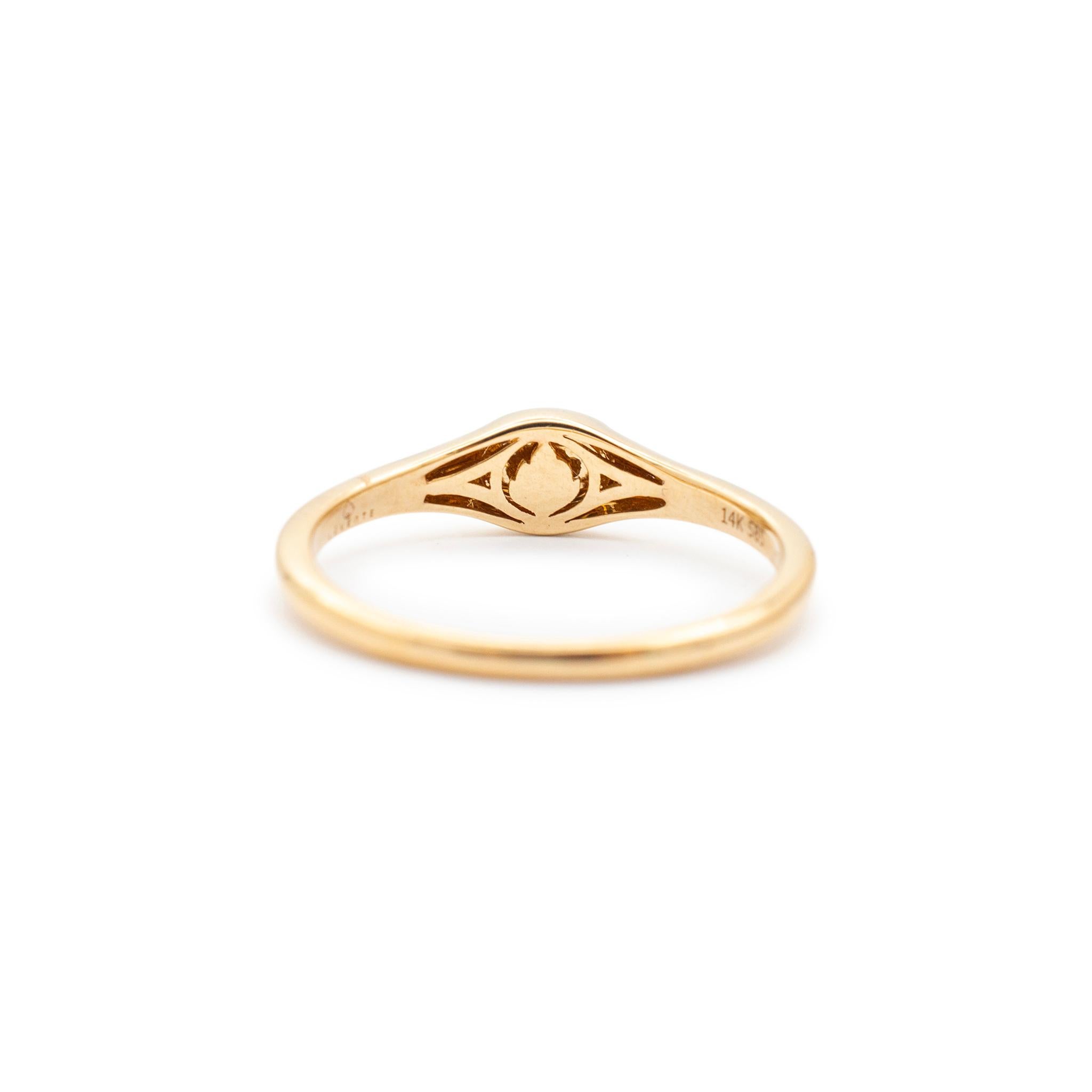 Luvente 14K Yellow Gold Round Signet Band Ring 1