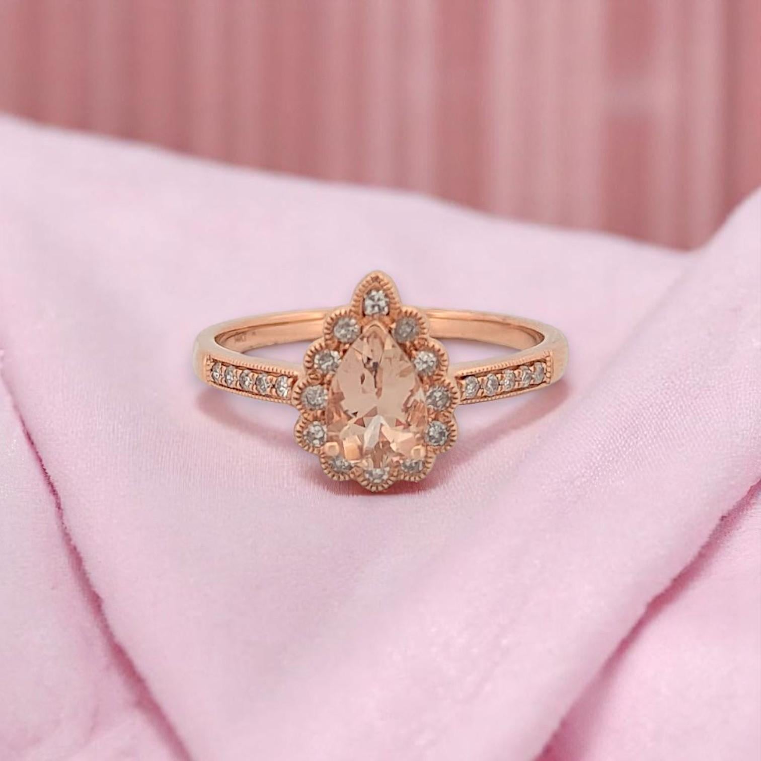 Donna Anello di fidanzamento in oro rosa Lux con Morganite ovale da 0,58 ct. in vendita