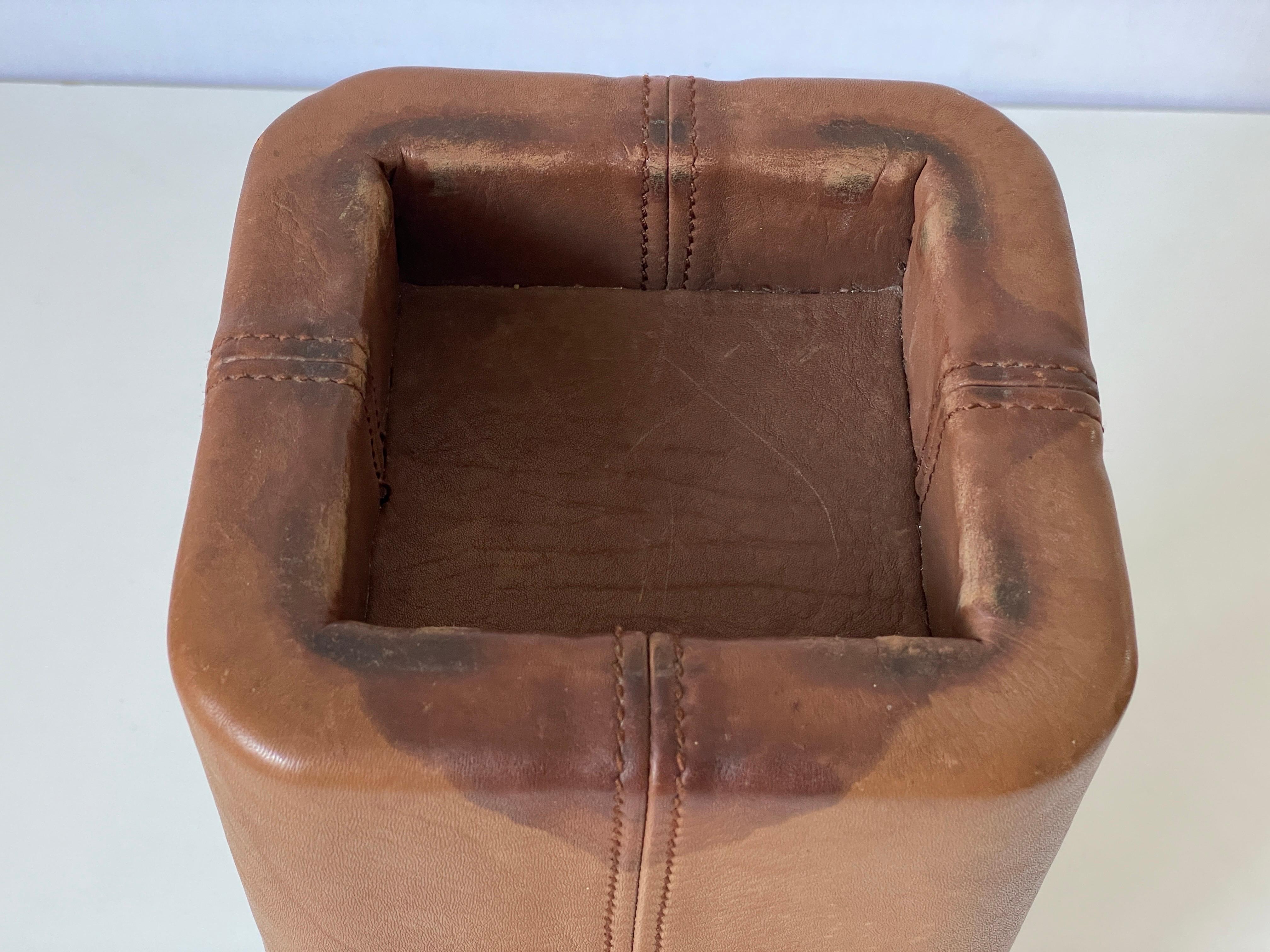 Lux Leather Pair of Floor Ashtrays with Bronze Top, 1960's, Switzerland For Sale 6
