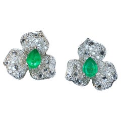Luxe 18K Gold 0.26ct Emerald Diamond Flower Stud Earrings