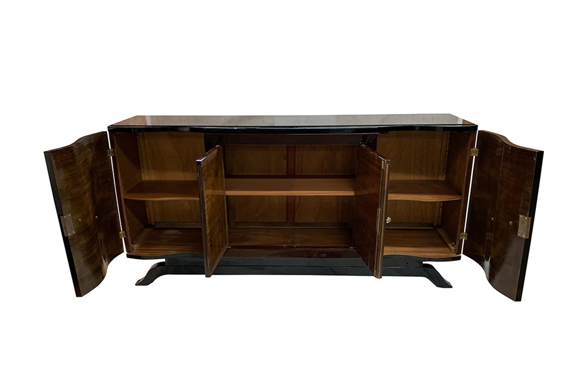 Mid-20th Century Luxe Art Deco Sideboard Credenza Buffet in Palisander and Black Lacquer