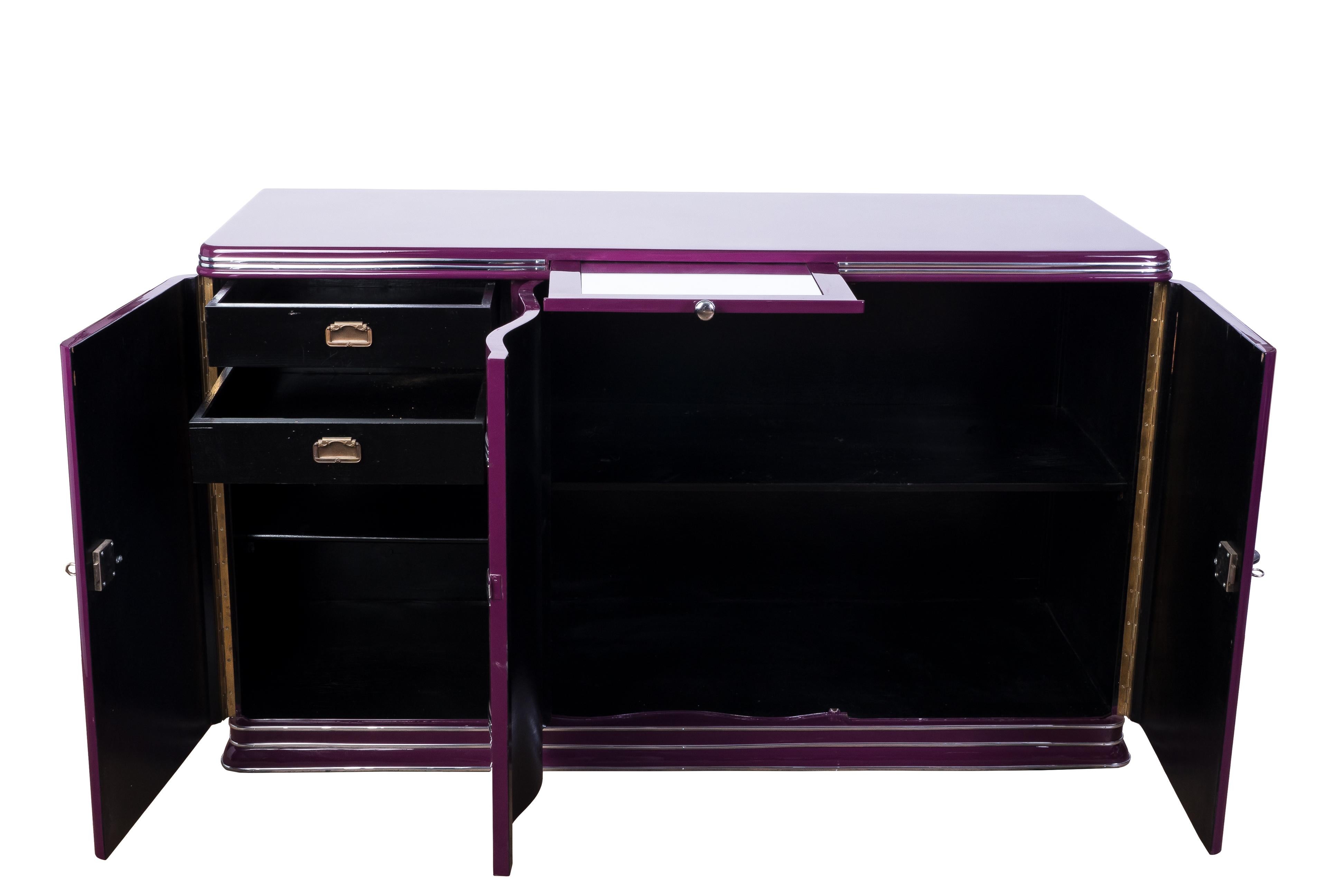 Luxe Art Deco Sideboard in Lilac In Good Condition In Kingston, NY