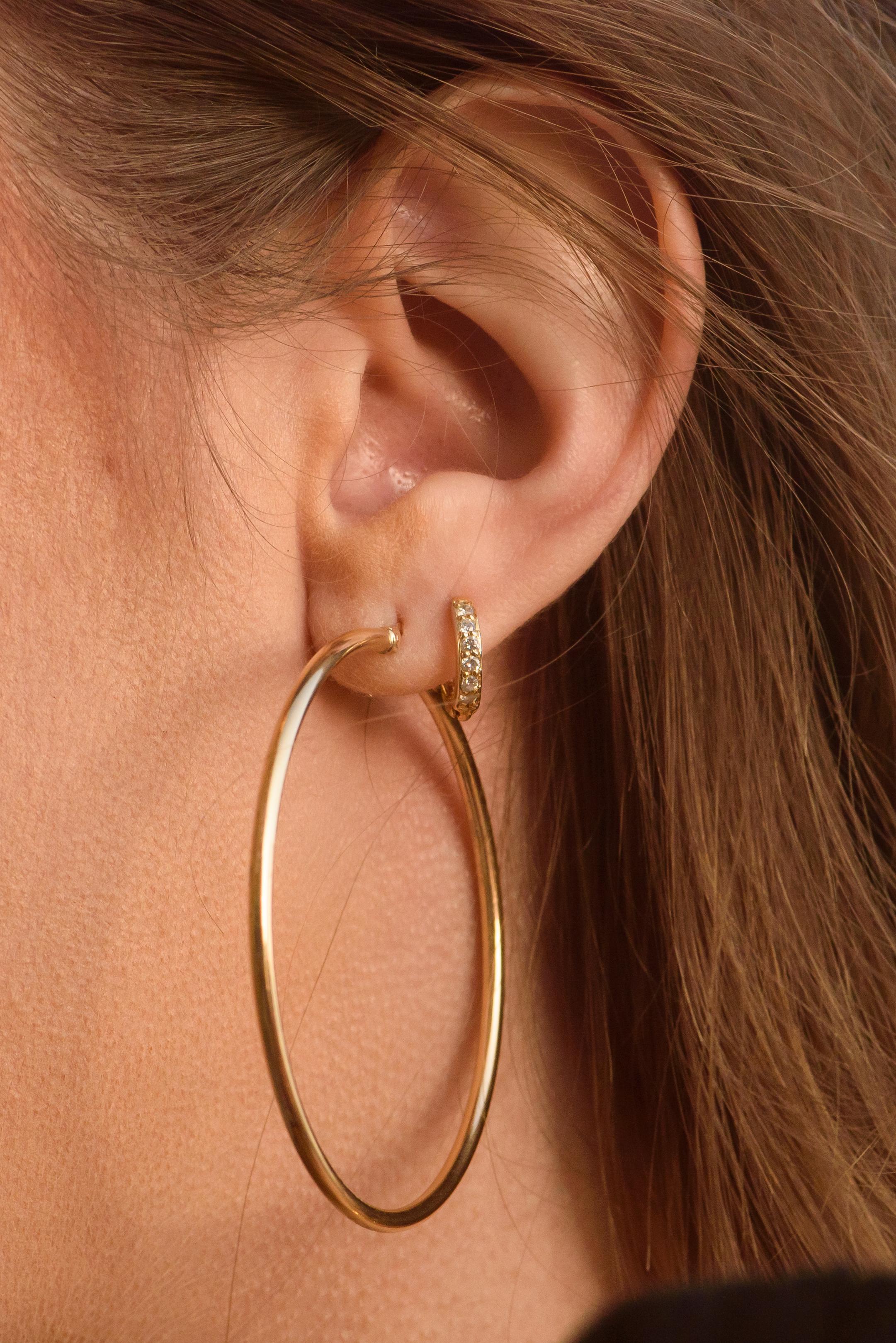Luxe Hoops, Yellow Gold In New Condition For Sale In New York, NY