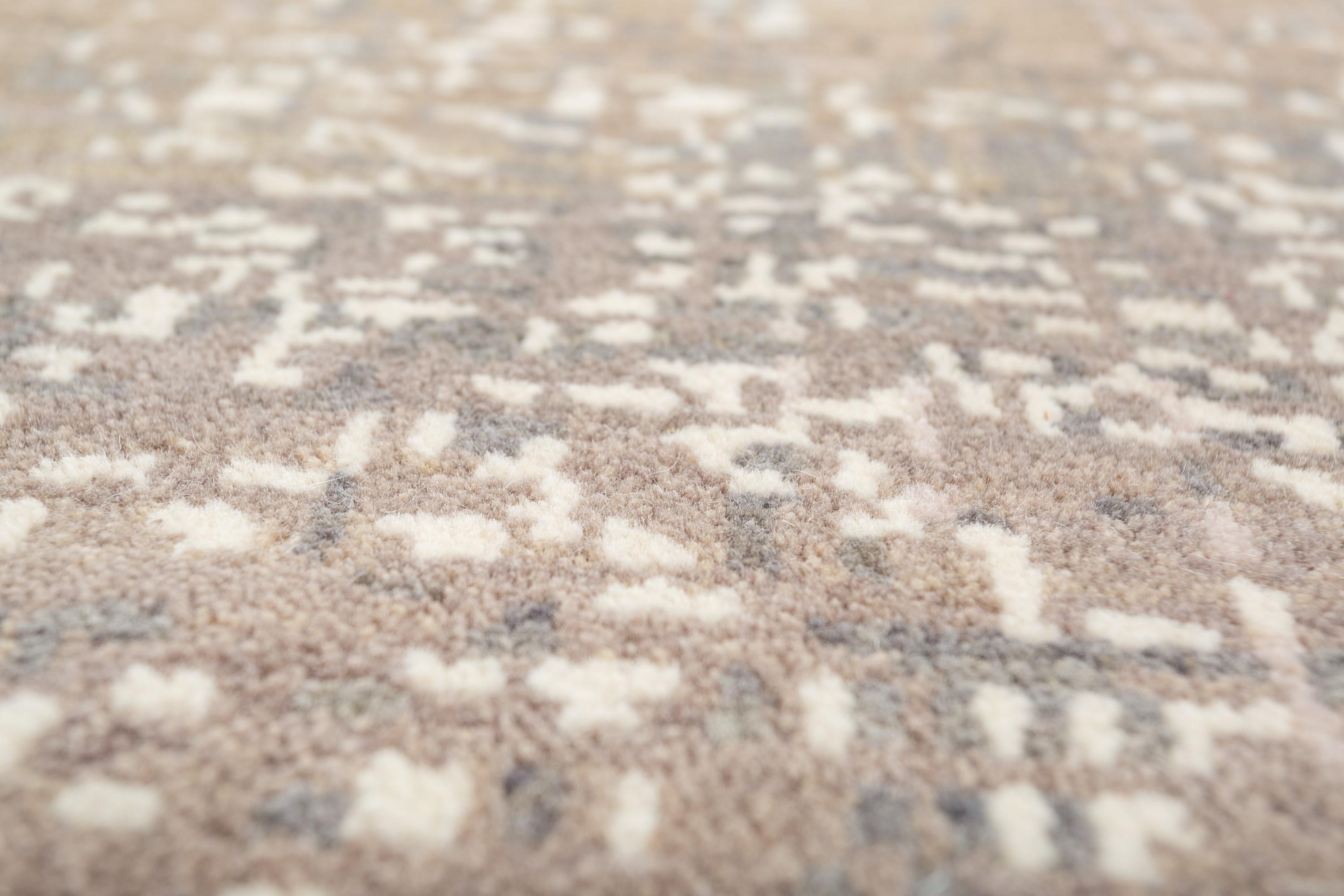 Luxuriöser handgeknüpfter Overture-Teppich aus Nerz und Nickel 240X300 cm (Indisch) im Angebot
