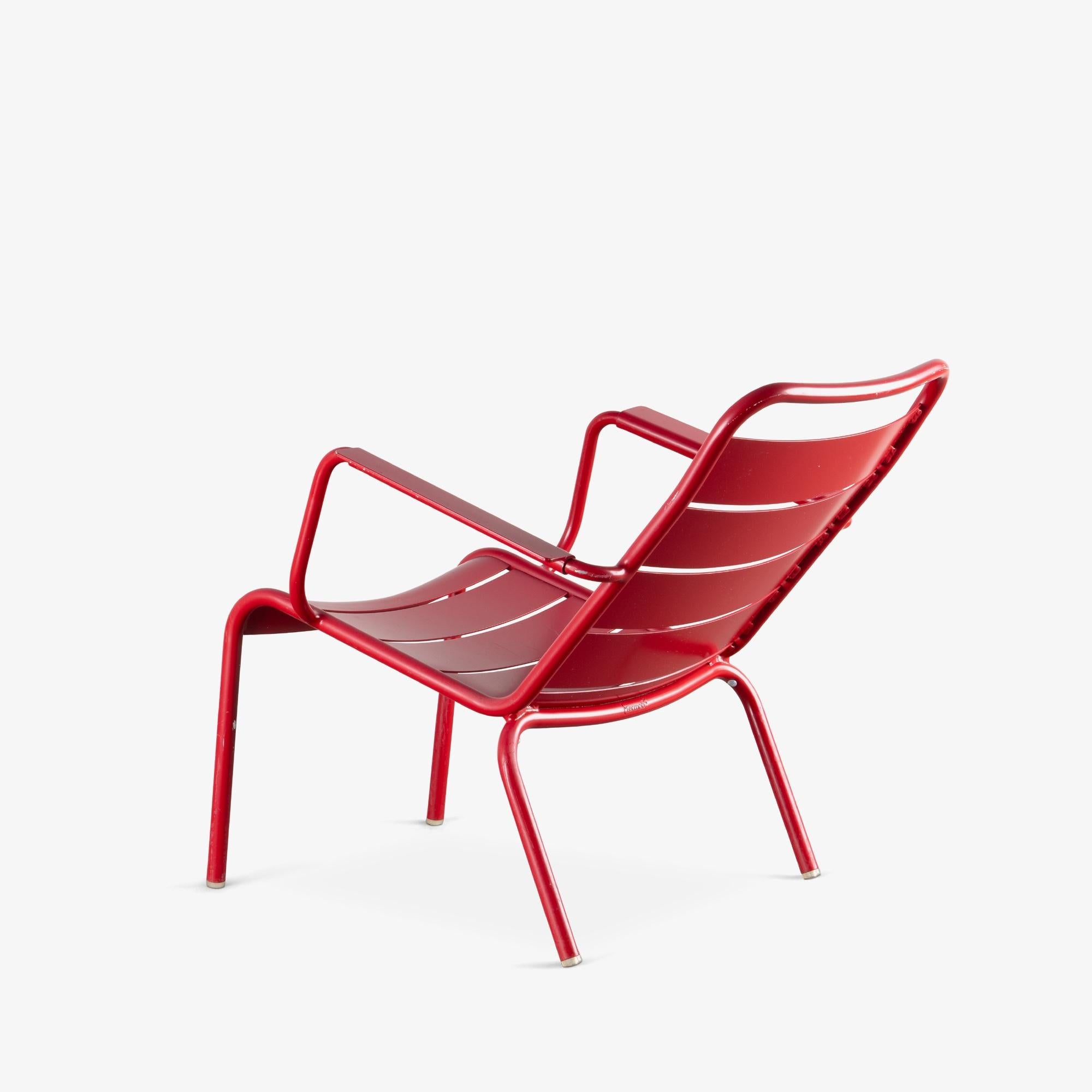 Contemporary Luxembourg Outdoor Low Lounge Chairs by Fermob in Poppy Red - A Pair For Sale