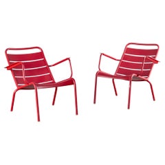 Luxembourg Outdoor Low Lounge Chairs von Fermob in Mohnrot - Ein Paar