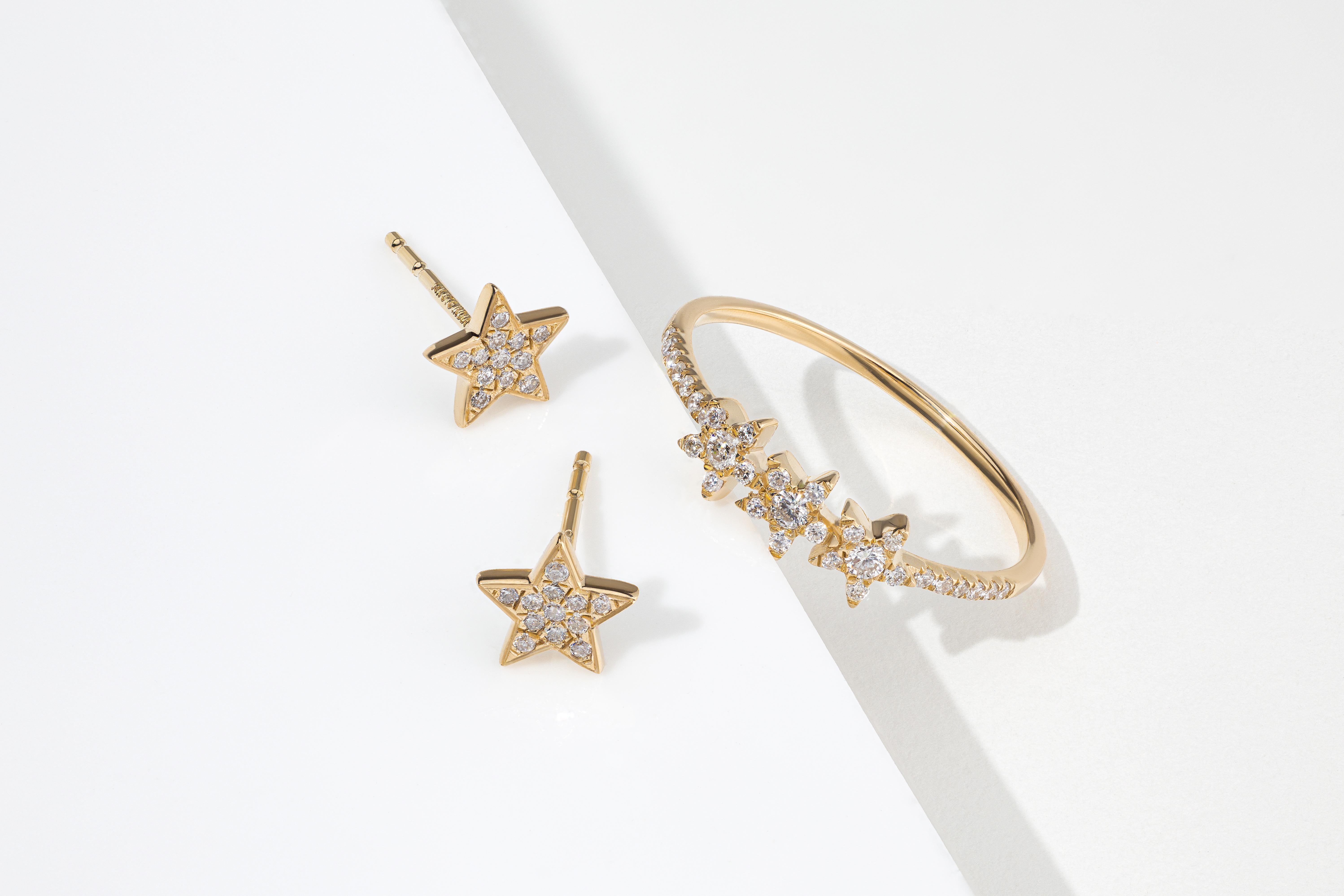 Contemporain Luxle Clous d'oreilles étoile en or jaune 14 carats avec diamants naturels de 1/10e carat en vente