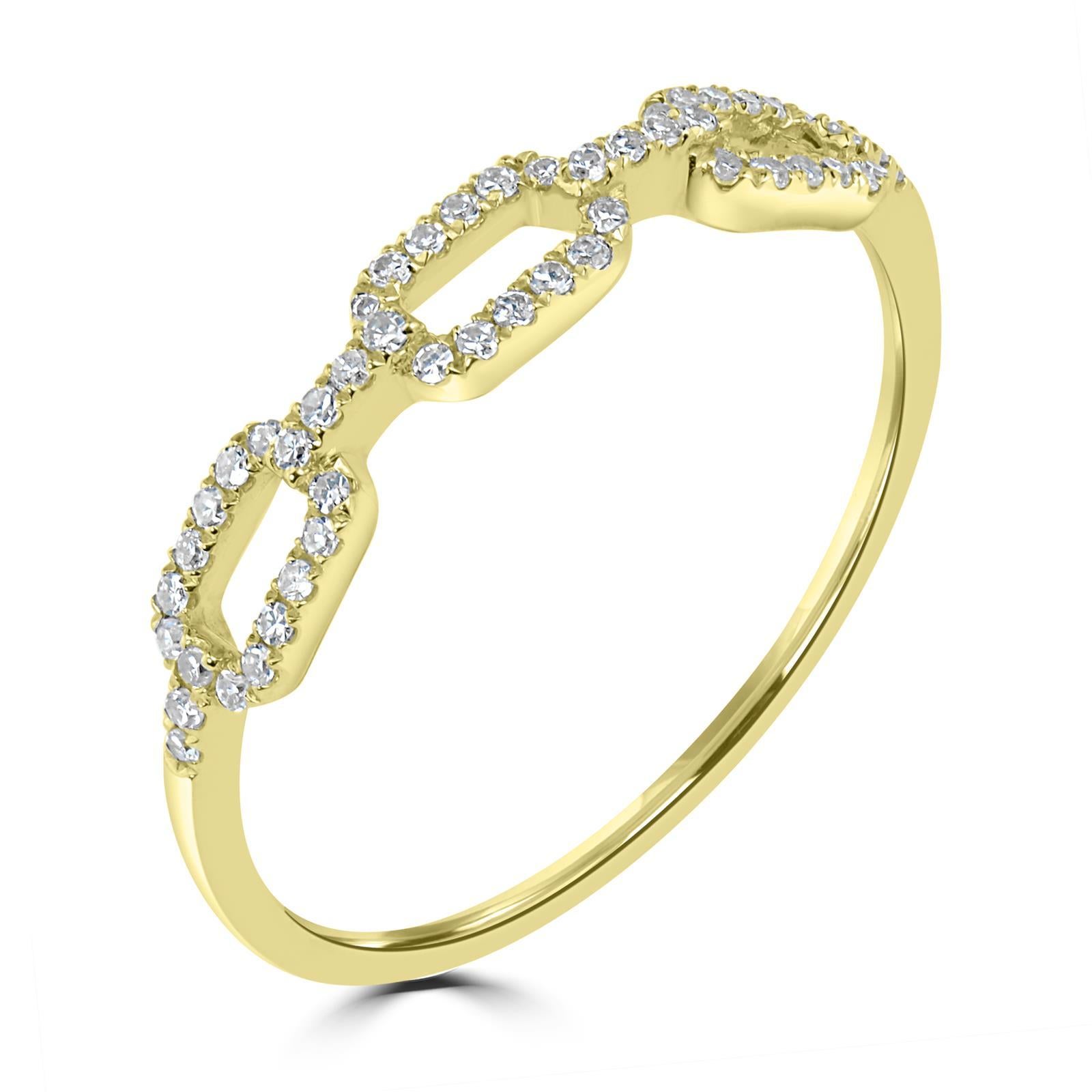 Cette bague d'éternité Luxle en 18 carats est unique par sa conception en chaîne à maillons. Au centre de cette bague se trouvent 3 maillons et interconnecteurs sertis de diamants ronds étincelants de couleur GH et de pureté SI1. La tige en or jaune