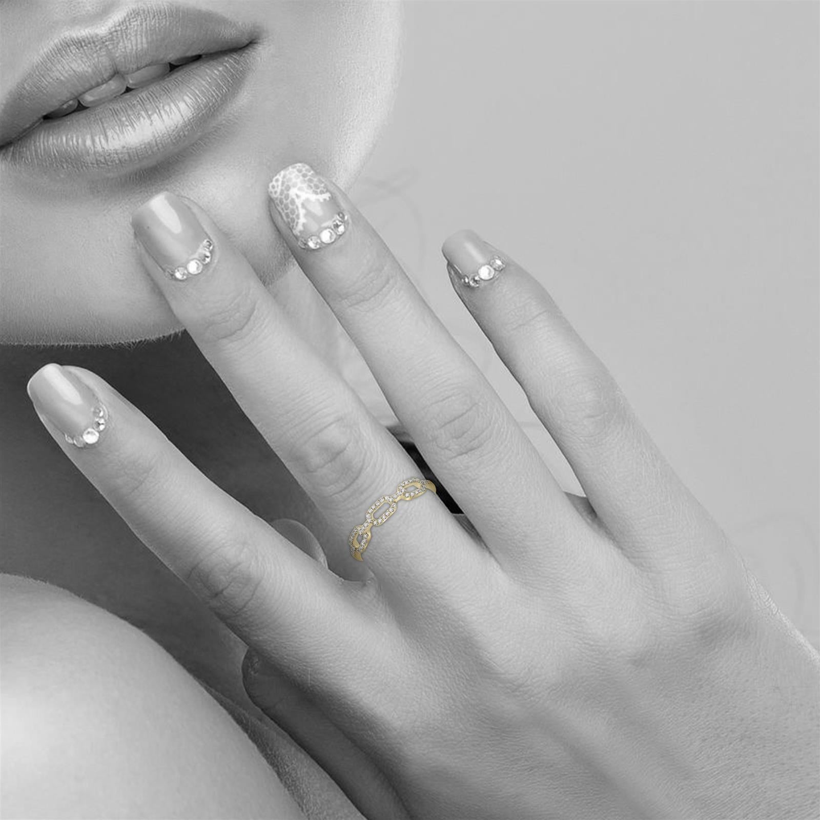 Taille simple Luxle, bague à maillons en chaîne 0,15 carat avec diamant naturel en or jaune 18 carats, taille 7 en vente
