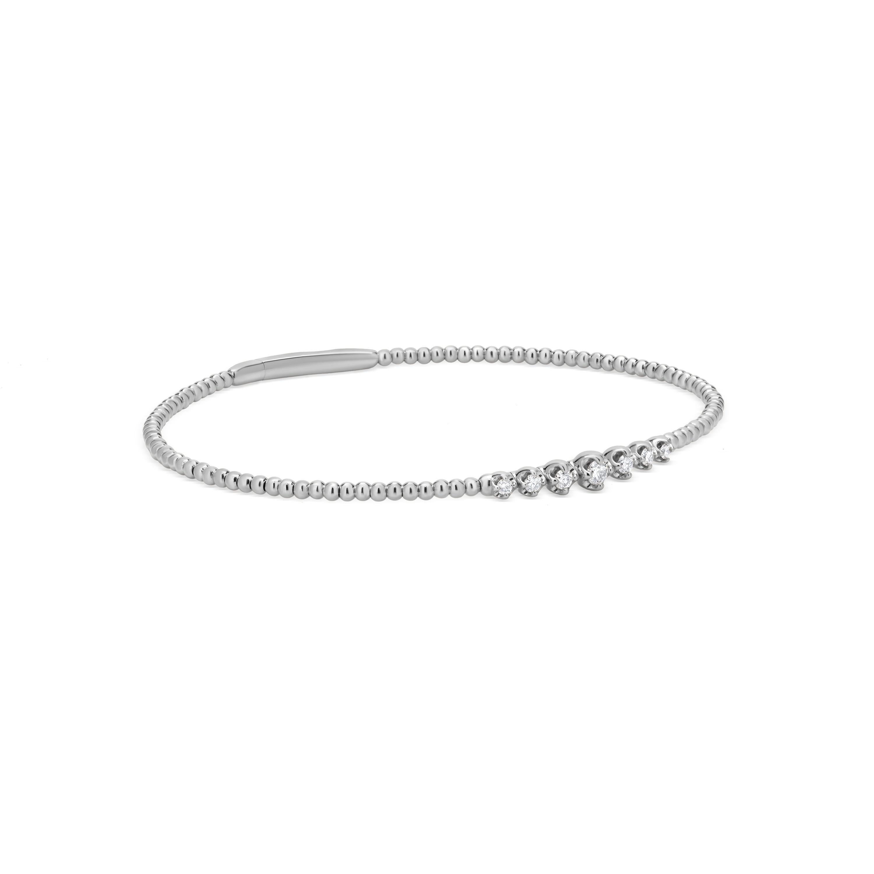 Contemporary Luxle 0.2cttw Diamond Graduated Bangle Bracelet in 18k White Gold For Sale