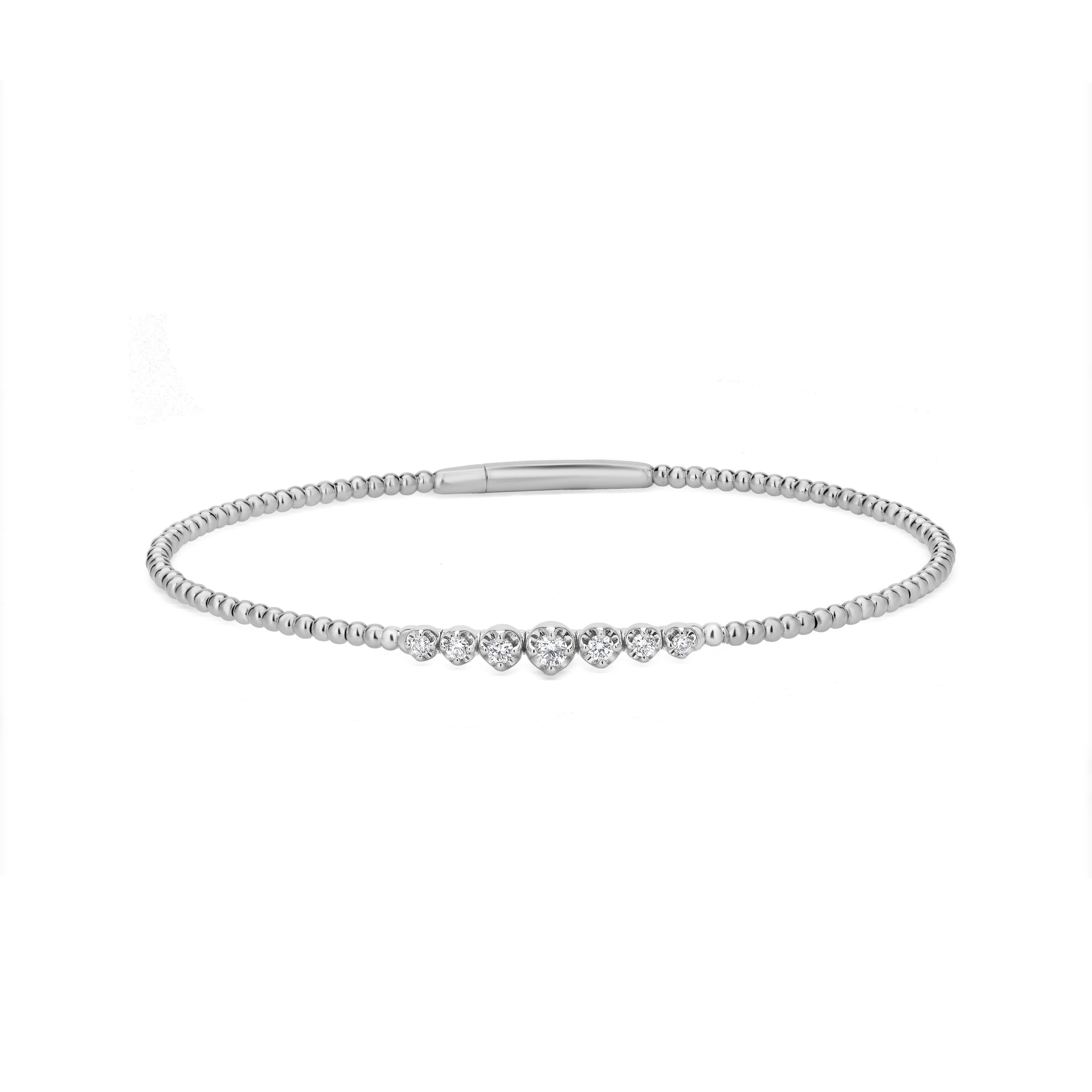 Round Cut Luxle 0.2cttw Diamond Graduated Bangle Bracelet in 18k White Gold For Sale