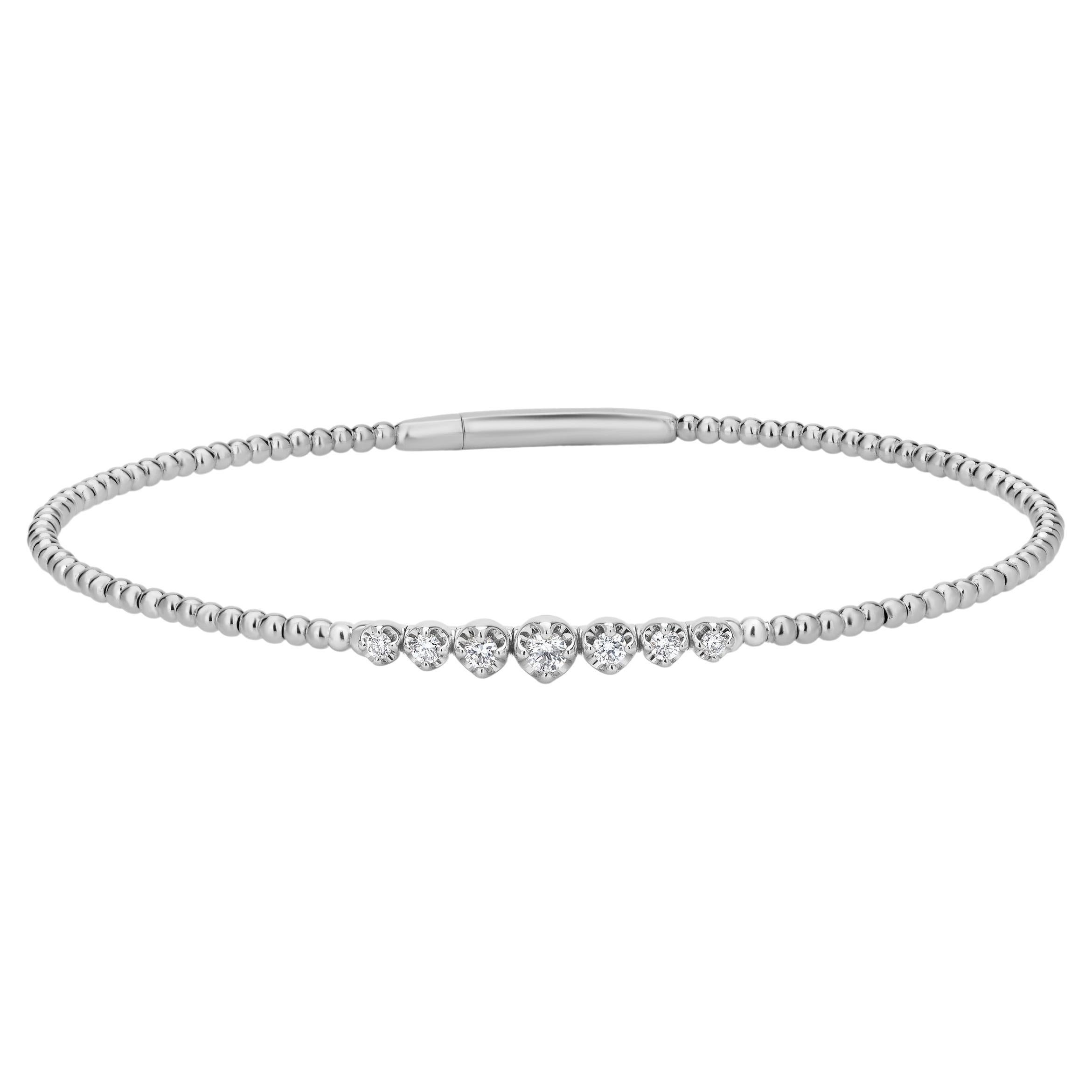 Luxle 0.2cttw Diamond Graduated Bangle Bracelet in 18k White Gold For Sale