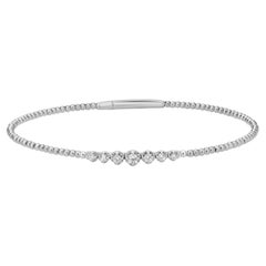 Luxle 0,2 ct. t.w. Bracelet jonc gradué en or blanc 18 carats et diamants