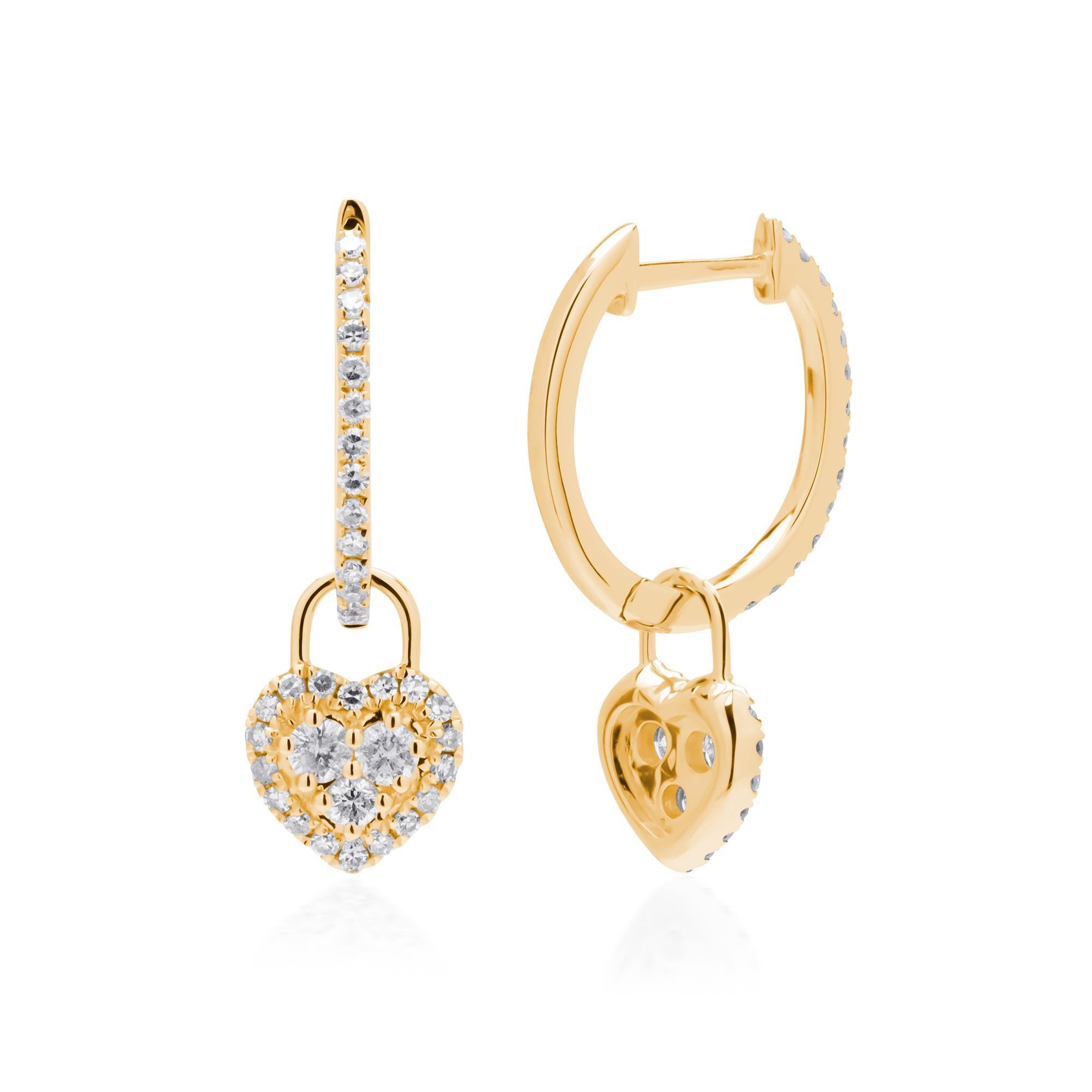 Contemporaneo Luxle Orecchini a cerchio con diamanti naturali a forma di cuore da 0,40 Cttw in oro 14K in vendita