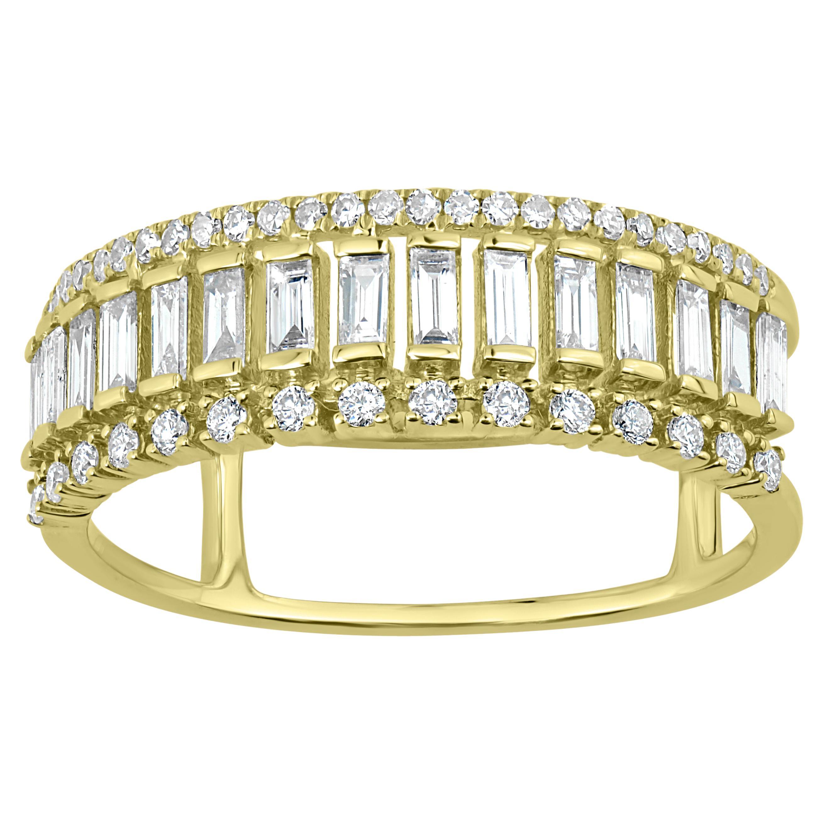 Luxle 0.49cttw Baguette and Round Diamond Band Ring in 18k Yellow Gold For Sale