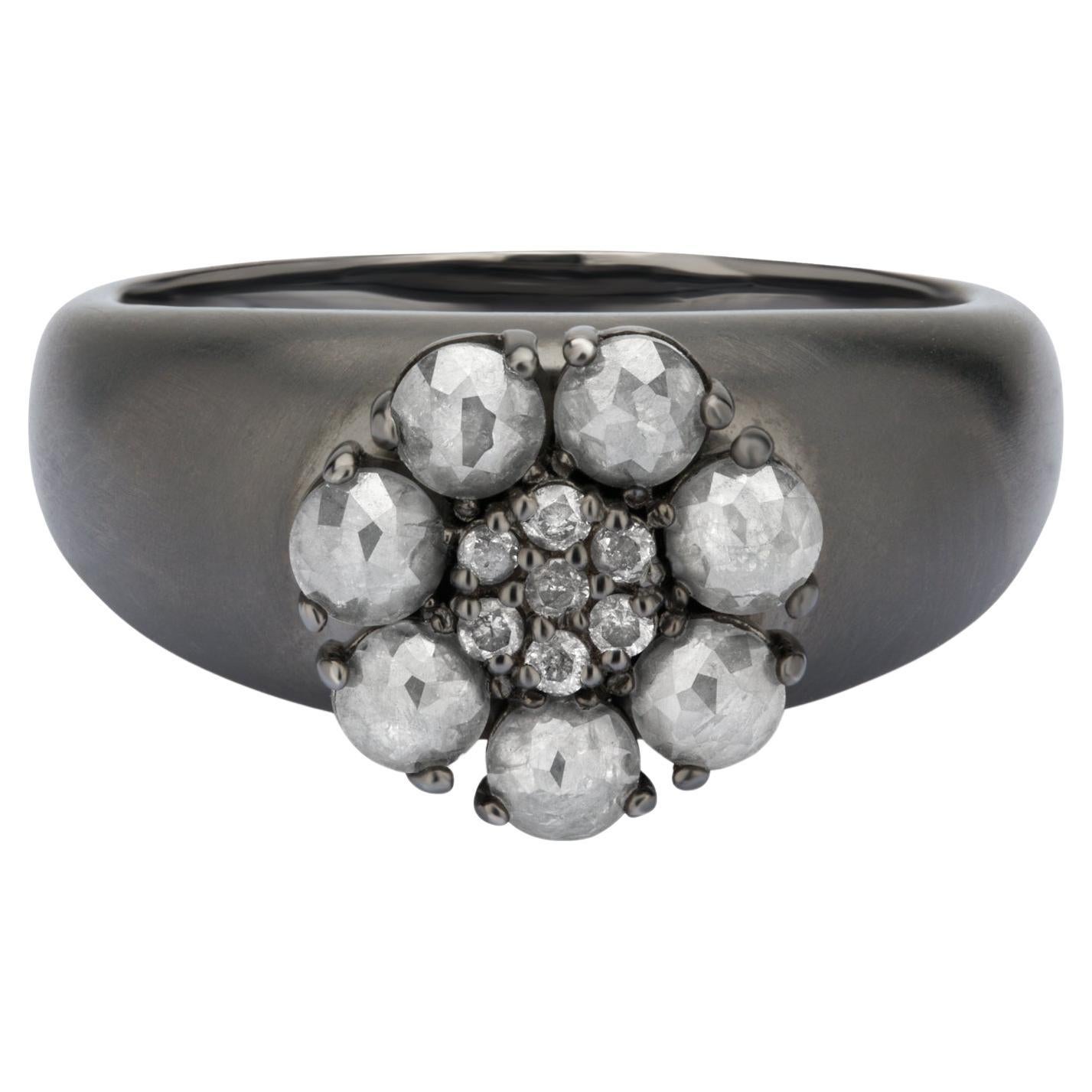 Luxle 0.85 Cttw Natural Diamond in 14K Gold W/Black Rhodium, Size 7