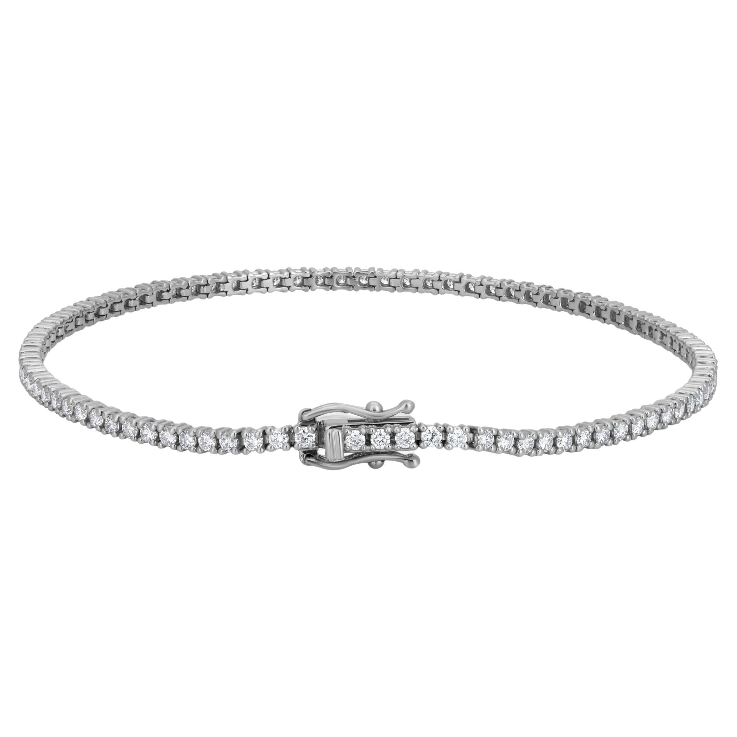 Luxle 1.6 Cttw. Round Diamond Tennis Bracelet in 18K Yellow Gold For