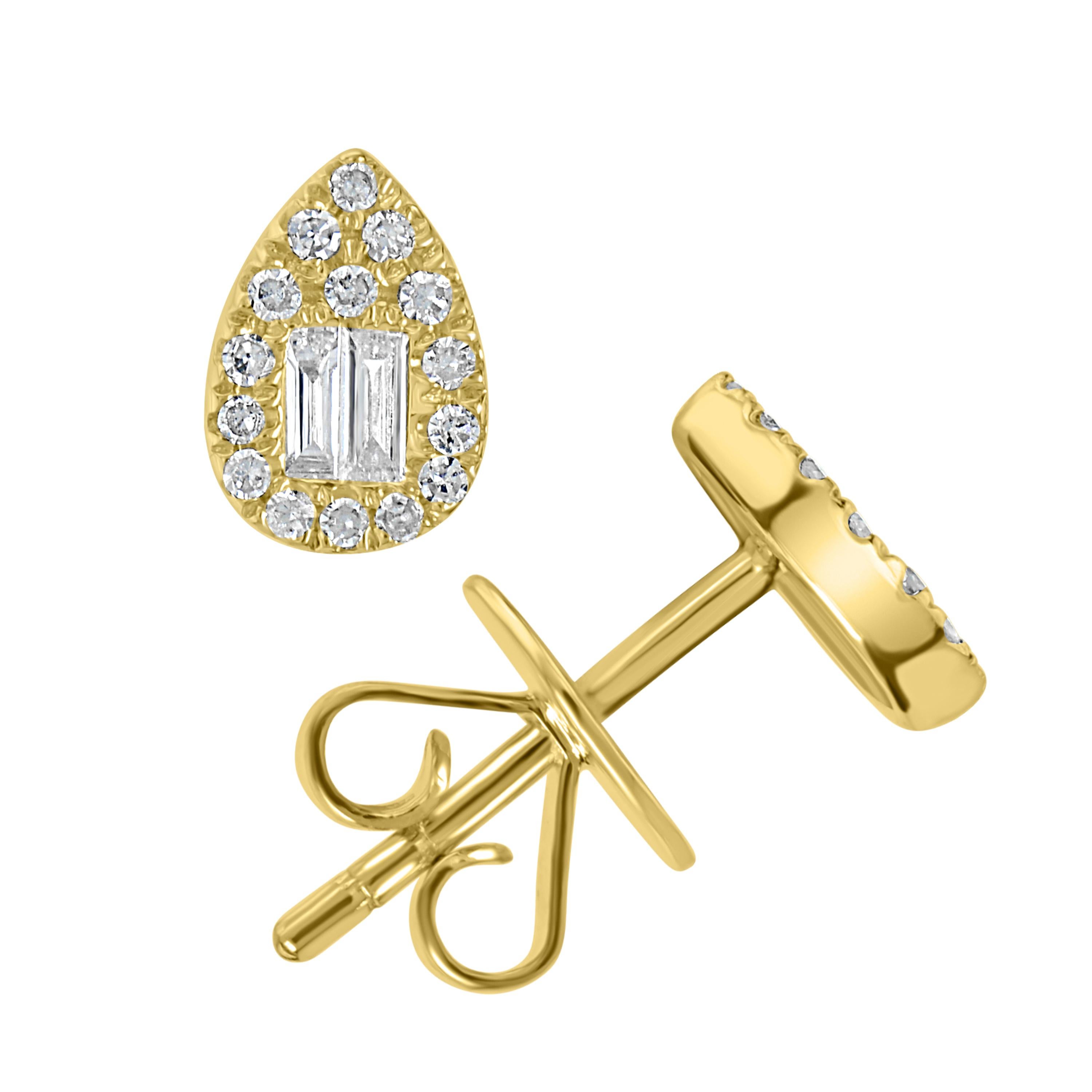 Ces charmants clous d'oreilles Luxle, ornés de diamants baguettes et de diamants ronds pavés, sont sertis en forme de goutte sur de l'or jaune 18 carats et apportent une touche d'éclat à vos tenues quotidiennes.

Suivez la vitrine de Luxury Jewels