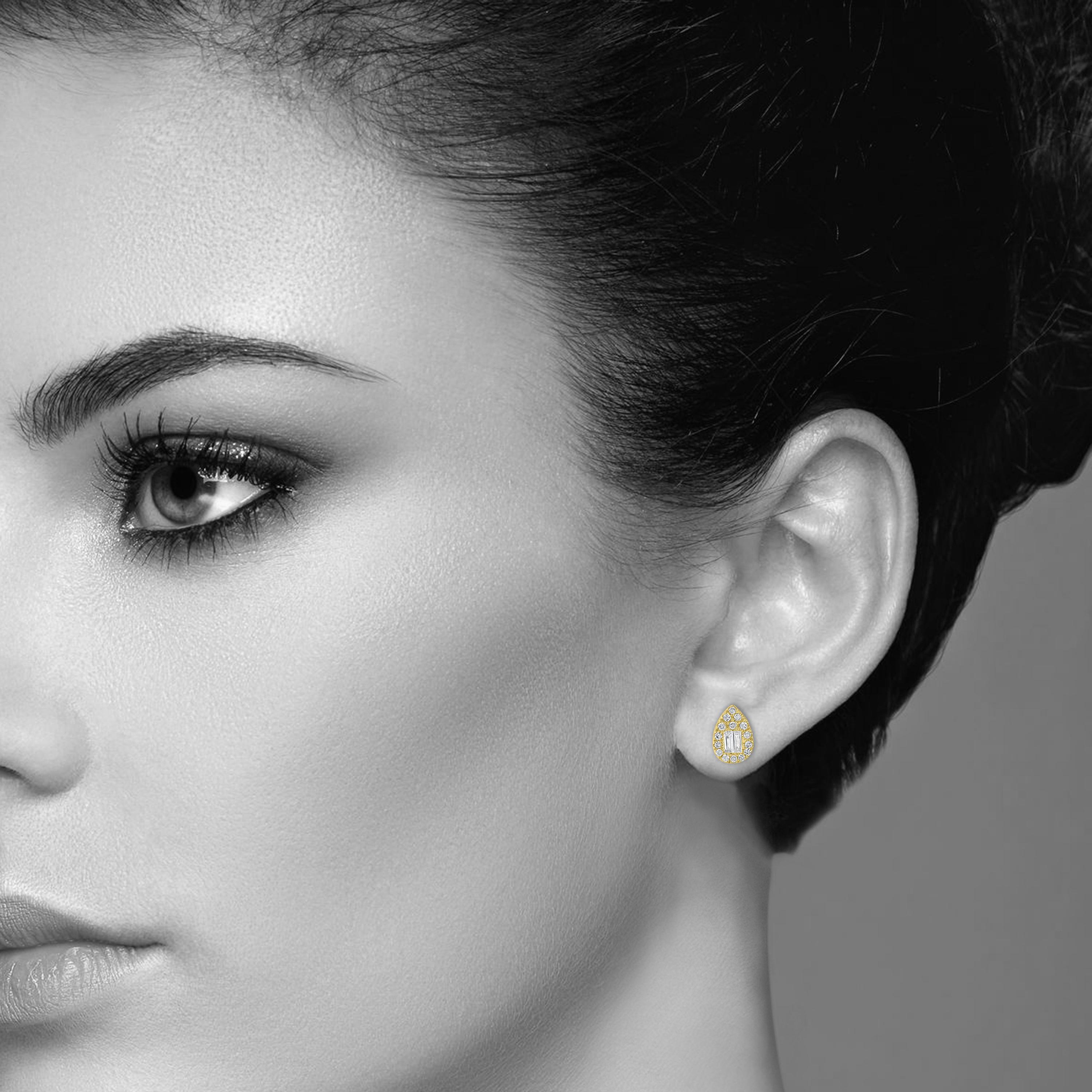 Contemporain Luxle - Boucles d'oreilles en or jaune 18 carats avec diamant naturel de 0,30 ctw en vente