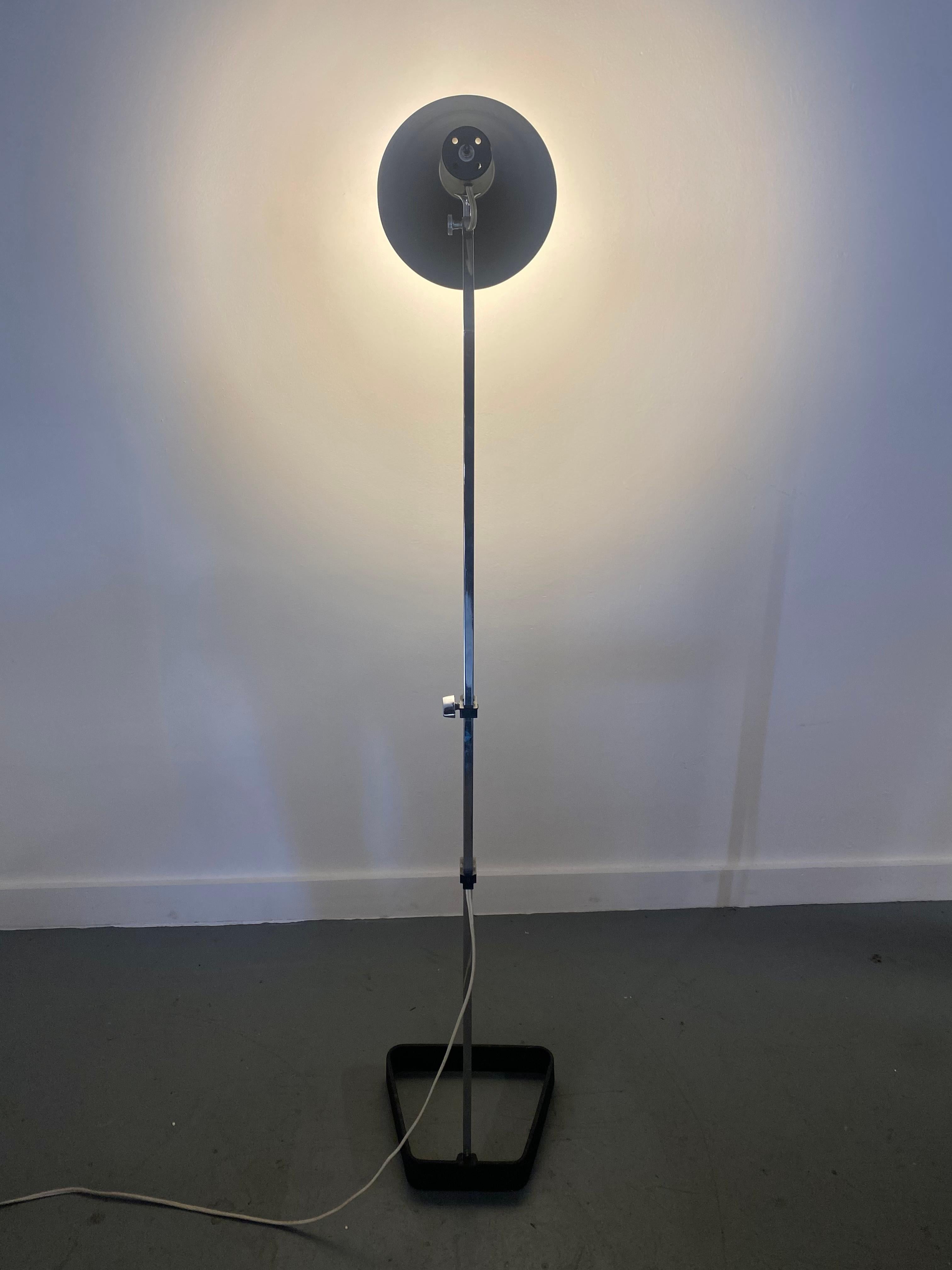 Luxo Floor Lamp Designed by Jac Jacobsen Rarer Version In Good Condition In Buffalo, NY
