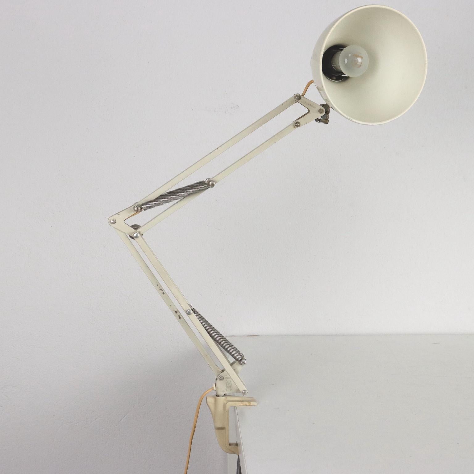 Luxo Naska Loris-Lampe Aluminium Italien 1960er-1970er Jahre (Italienisch) im Angebot