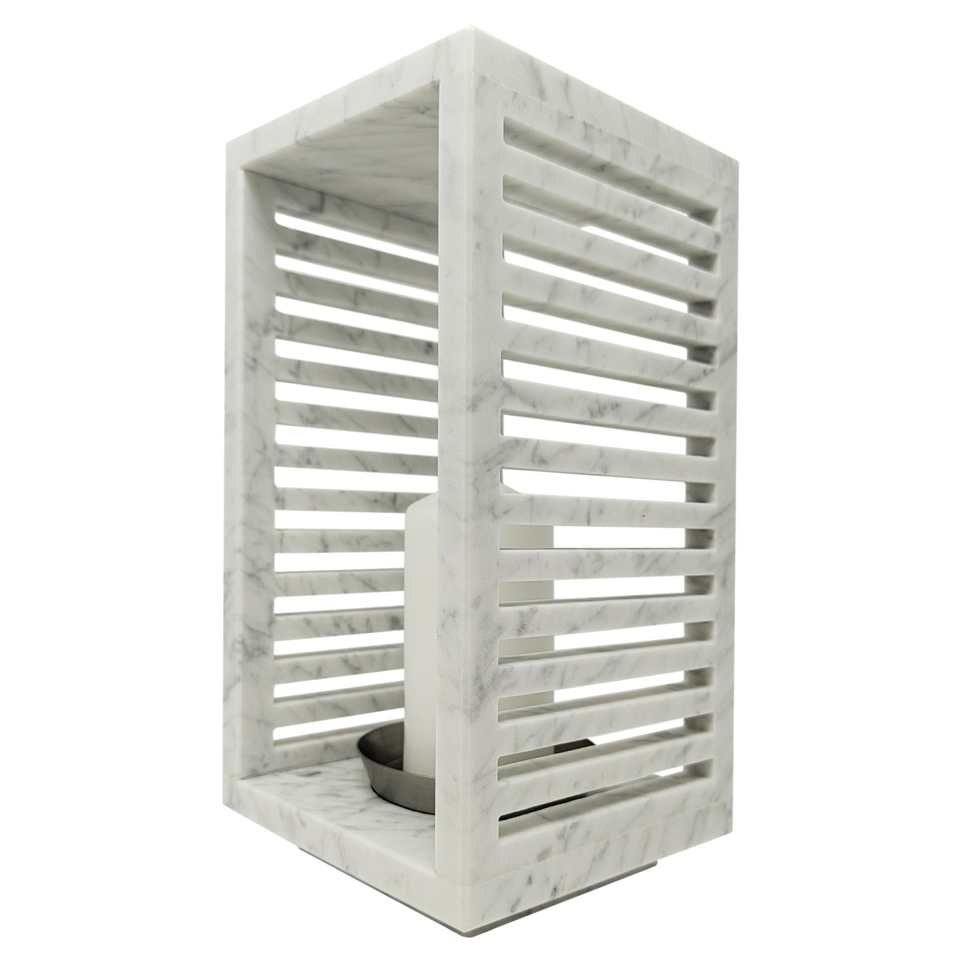 Luxor – Lanterna a Candela Contemporanea in Marmo di Carrara -  (Medium Size)