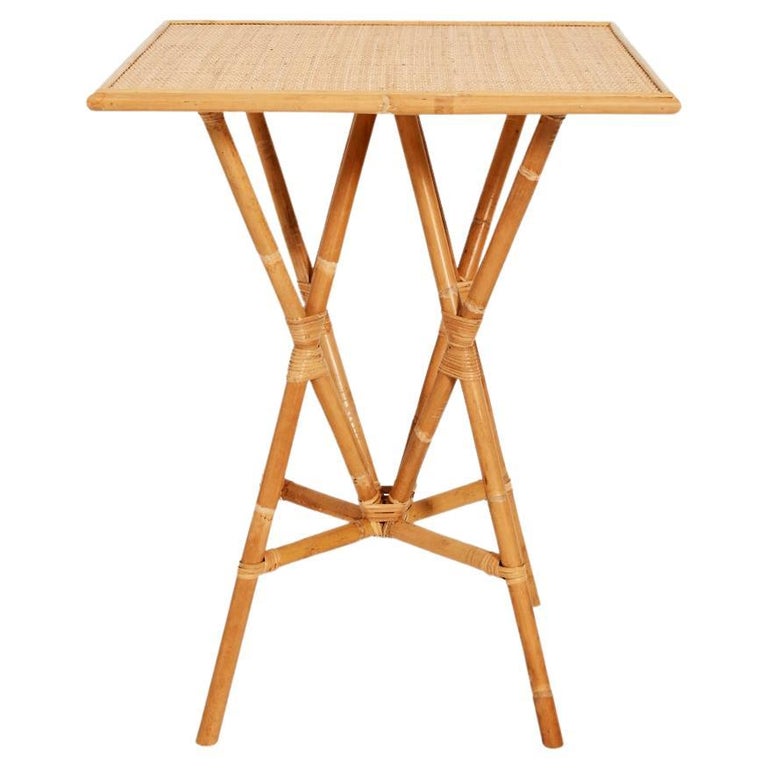 Lux Rattan Table
