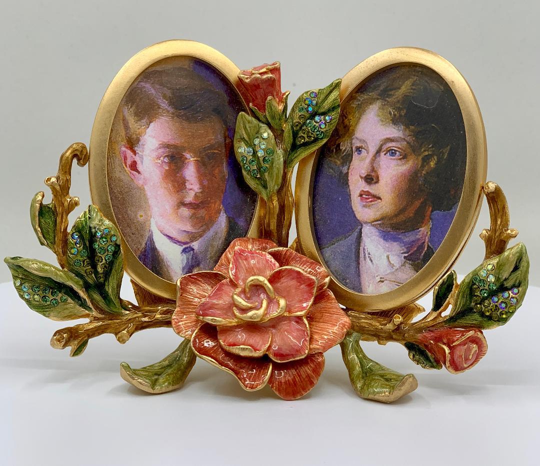 Gorgeous handmade and hand painted cast metal decorative double oval shaped picture frame from the Jay Strongwater 