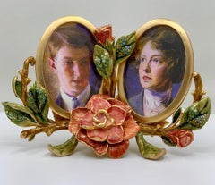 Cadre photo double ovale luxueux de Jay Strongwater avec fleurs en émail brodées