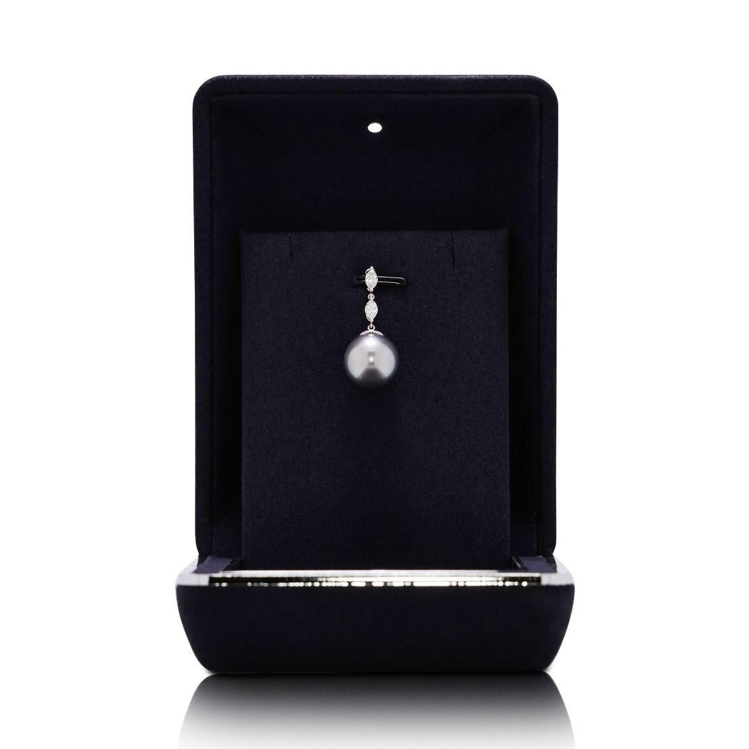 Luxurious 0.40ct Natural Diamond & South Sea Pearl 18K White Gold Pendant im Angebot 2