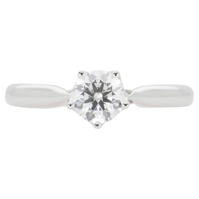 Luxurious 0.42 ct. Round Brilliant Diamonds Ring For Sale