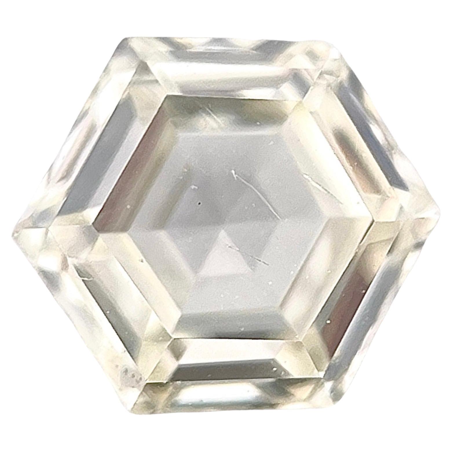 Luxurious 0.51 Carat Hexagonal Cut J VS2 Natural Diamond For Sale