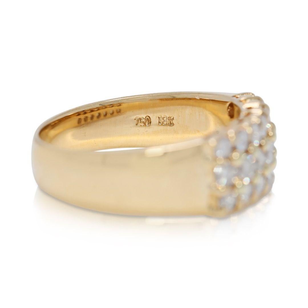 Luxueuse bague en or jaune 18 carats avec diamant naturel de 0,59 carat en vente 3