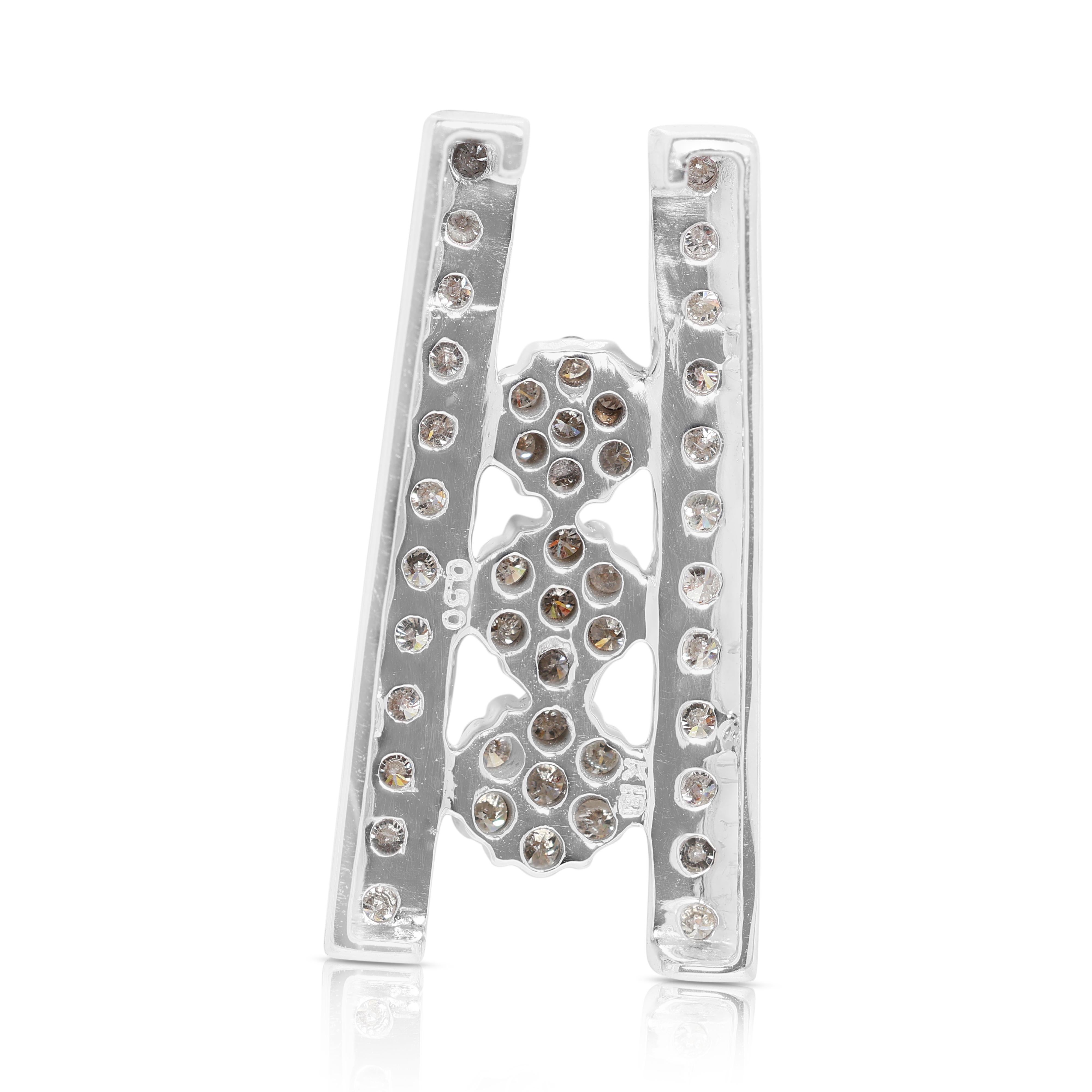 Luxueux pendentif en or blanc 18 carats avec diamant naturel de 0,67 carat en vente 1