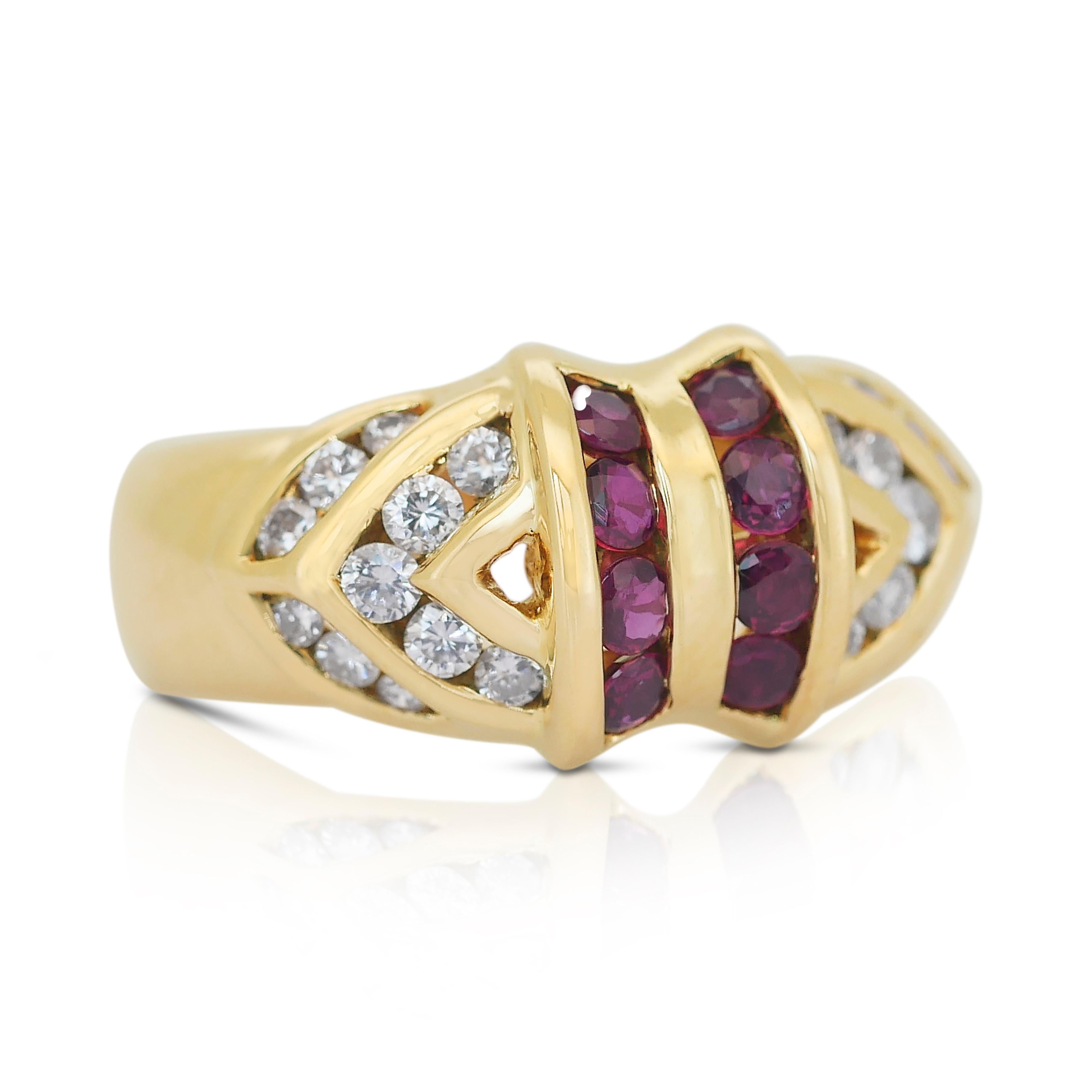 Round Cut Luxurious 1.00ct Rubies and Diamonds Ring in 18k Yellow Gold - IGI Certified For Sale