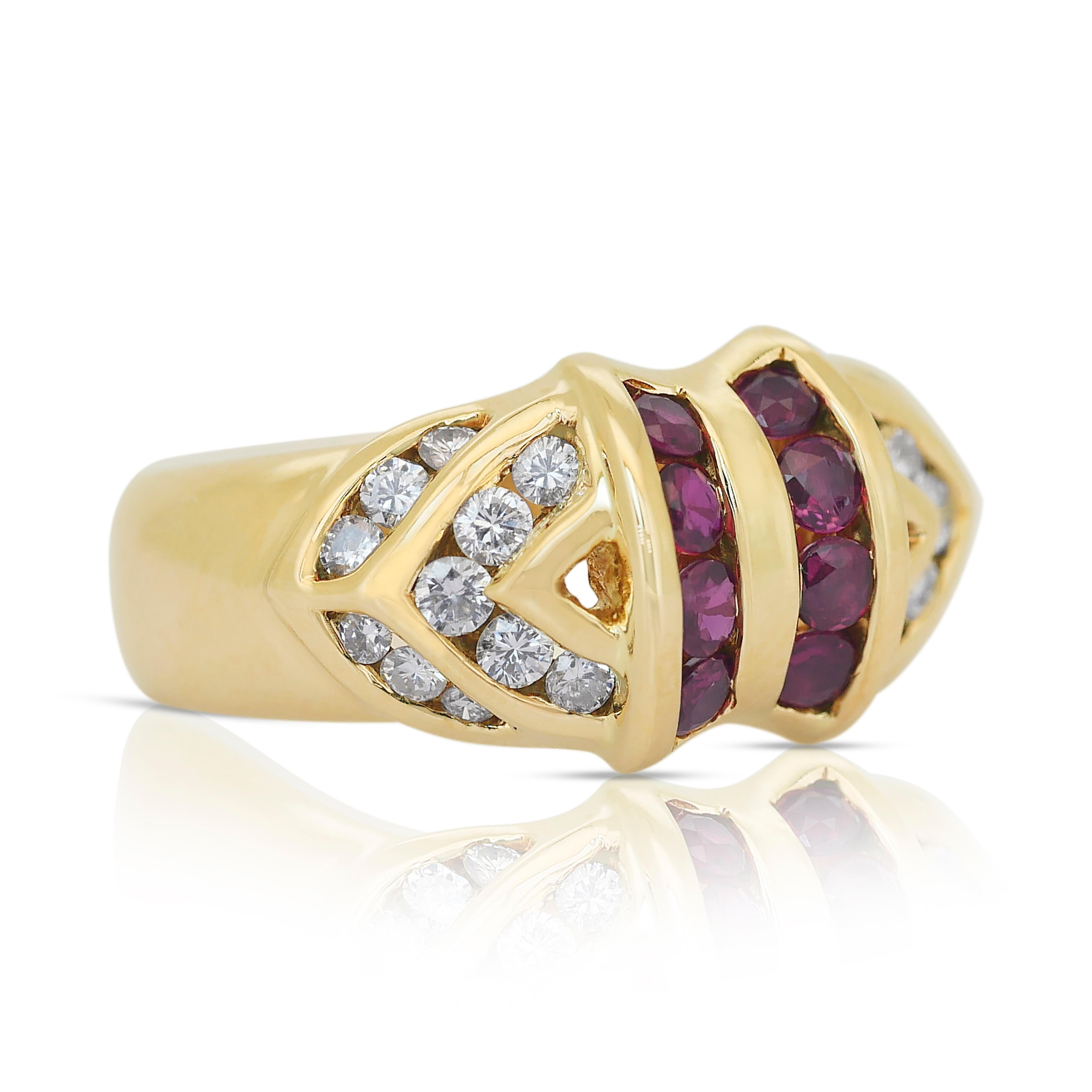 Luxurious 1.00ct Rubies and Diamonds Ring in 18k Yellow Gold - IGI Certified In New Condition For Sale In רמת גן, IL