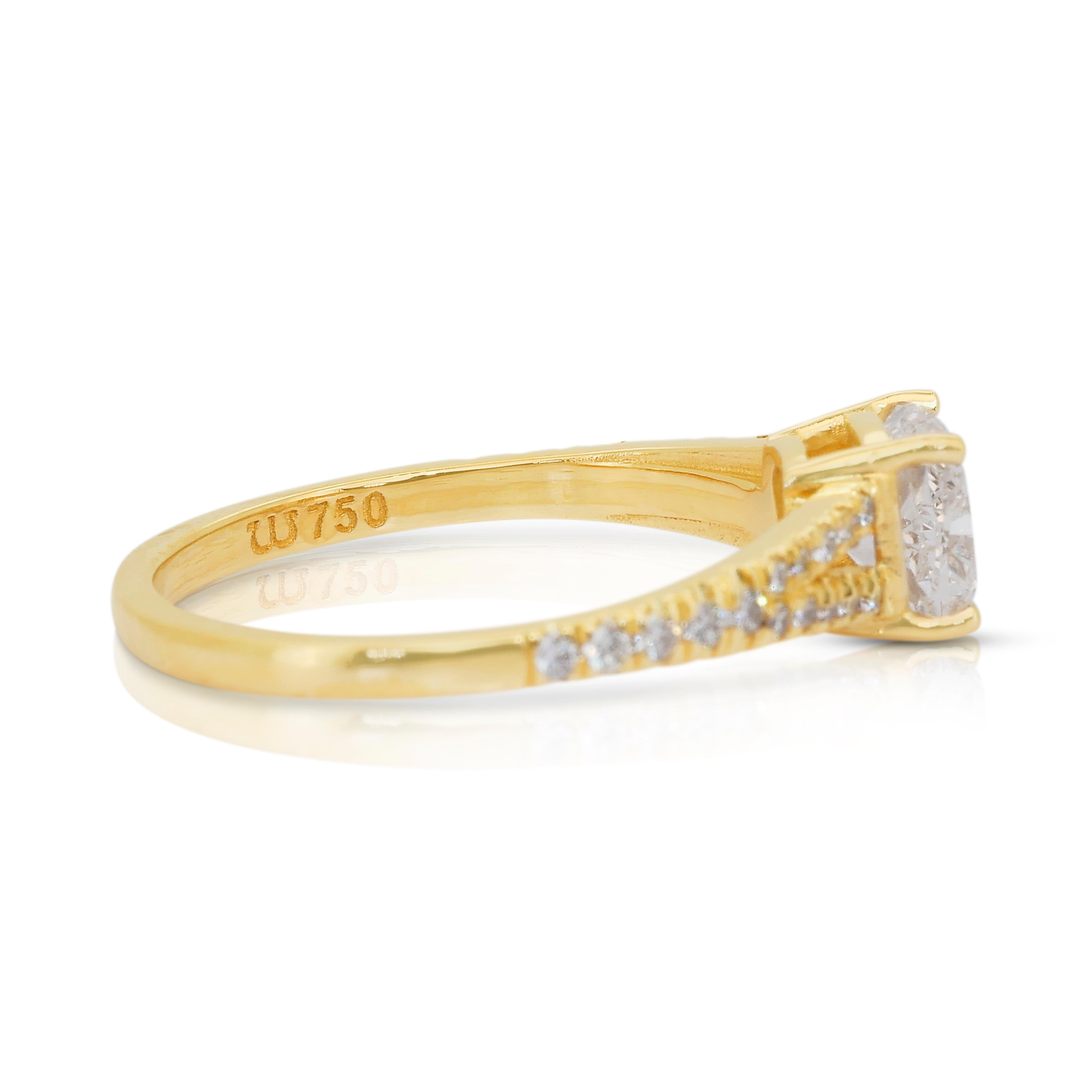 Luxurious 1.22ct Diamonds Pave Ring in 18k Yellow Gold - IGI Certified In New Condition In רמת גן, IL