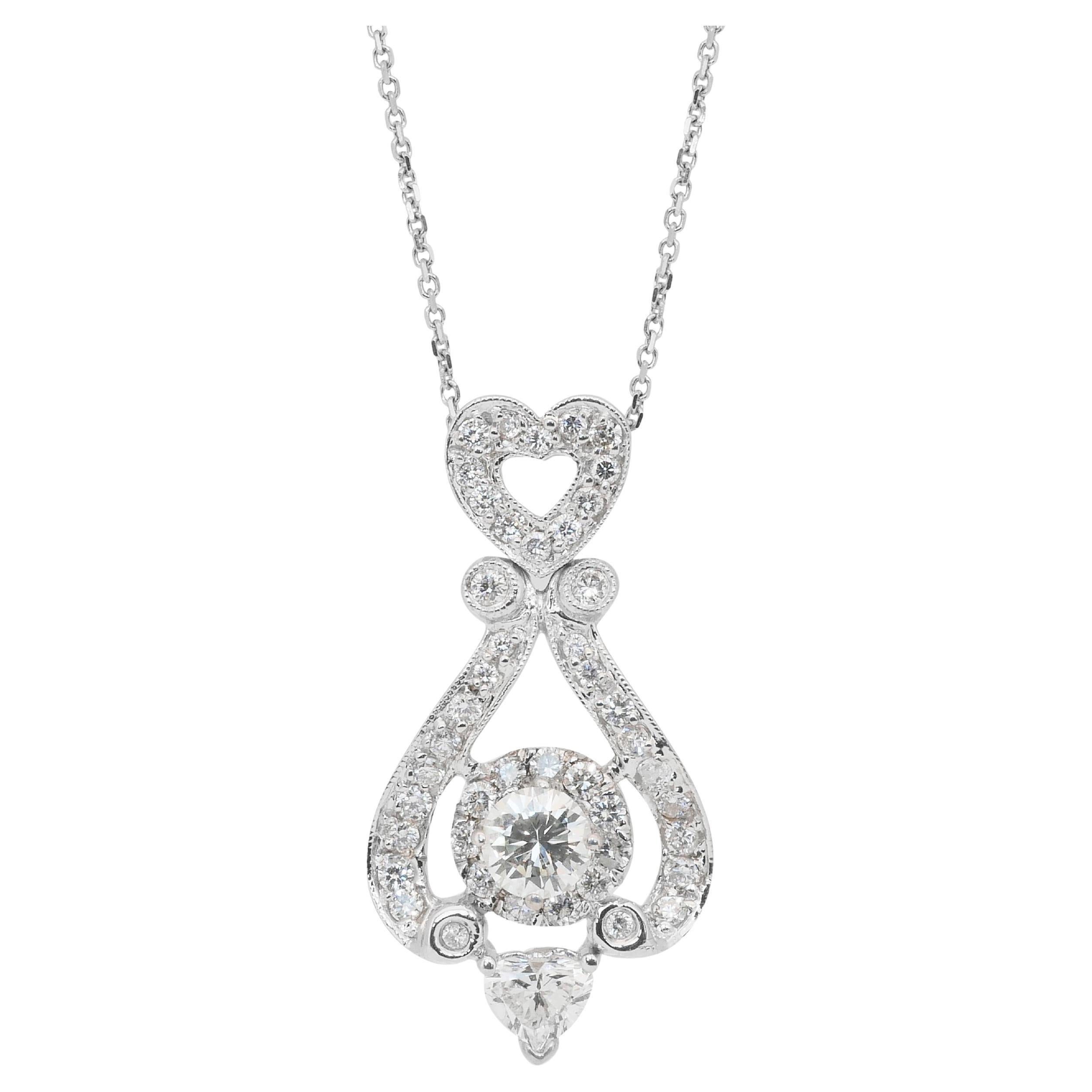 Luxueux collier avec pendentif en or blanc 18 carats et diamants de 1,23 carats