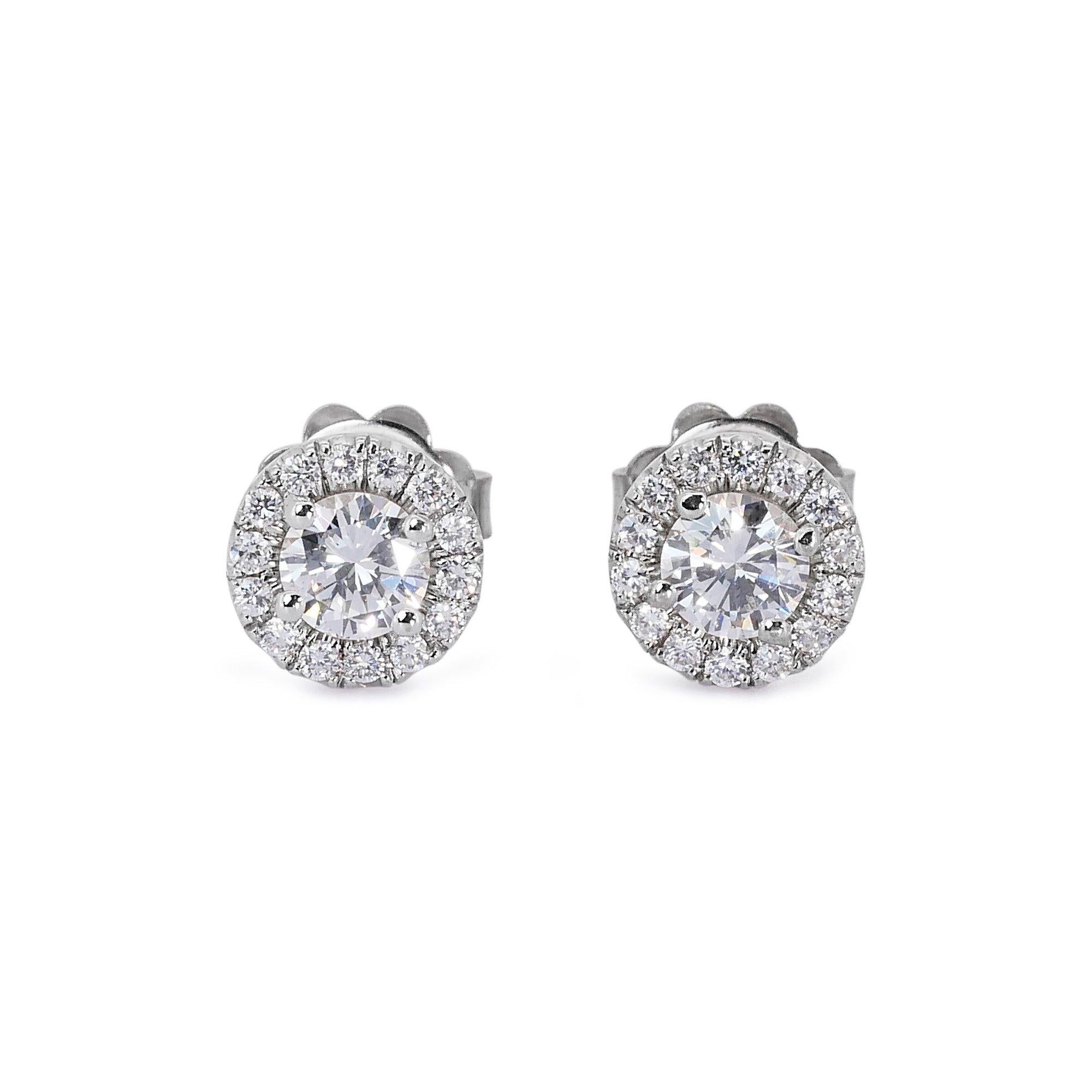 Luxurious 1.24ct Round Diamond Stud Earrings in 18K White Gold - GIA Certified For Sale 4