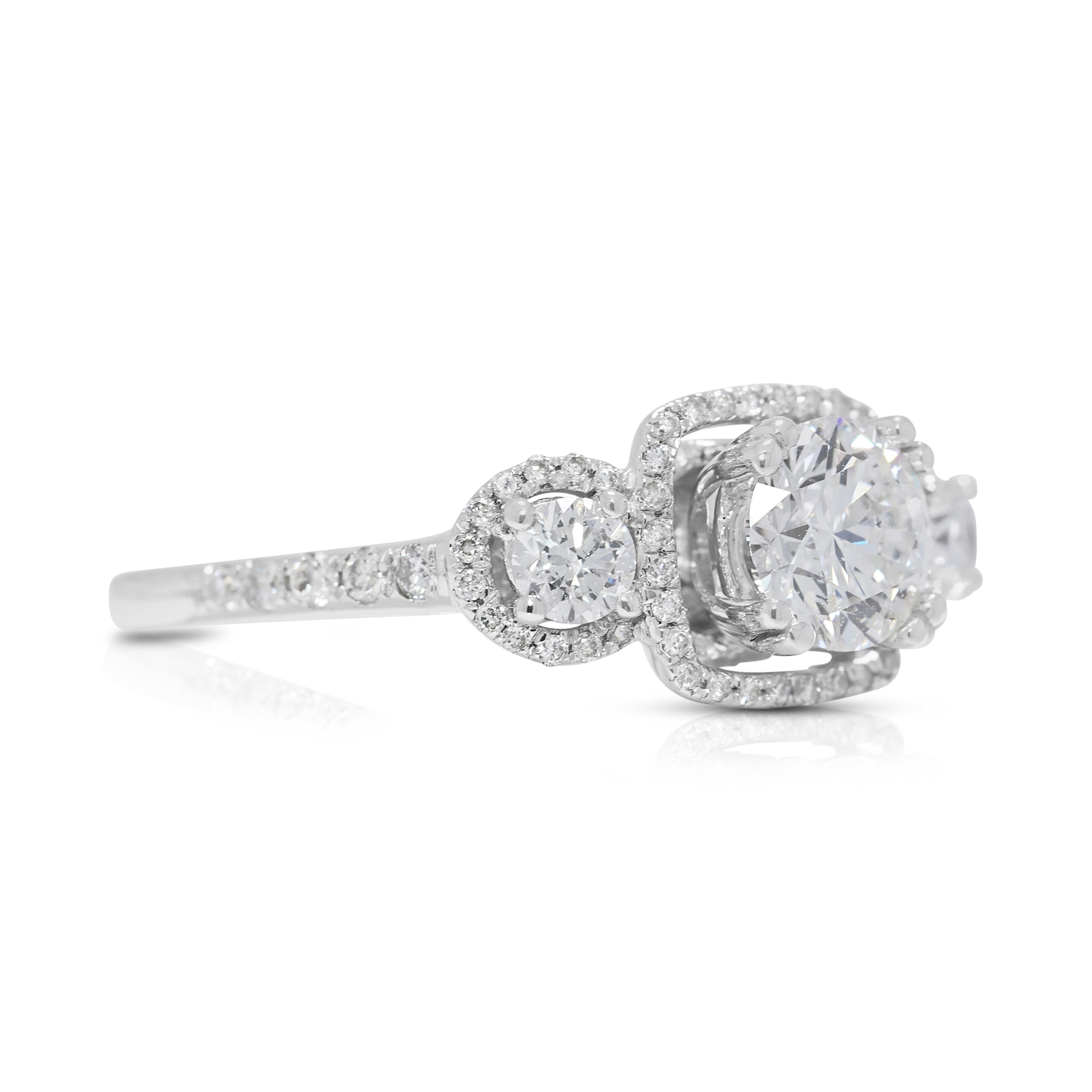 Round Cut Luxurious 1.28ct Natural Diamond Ring in 18K White Gold For Sale