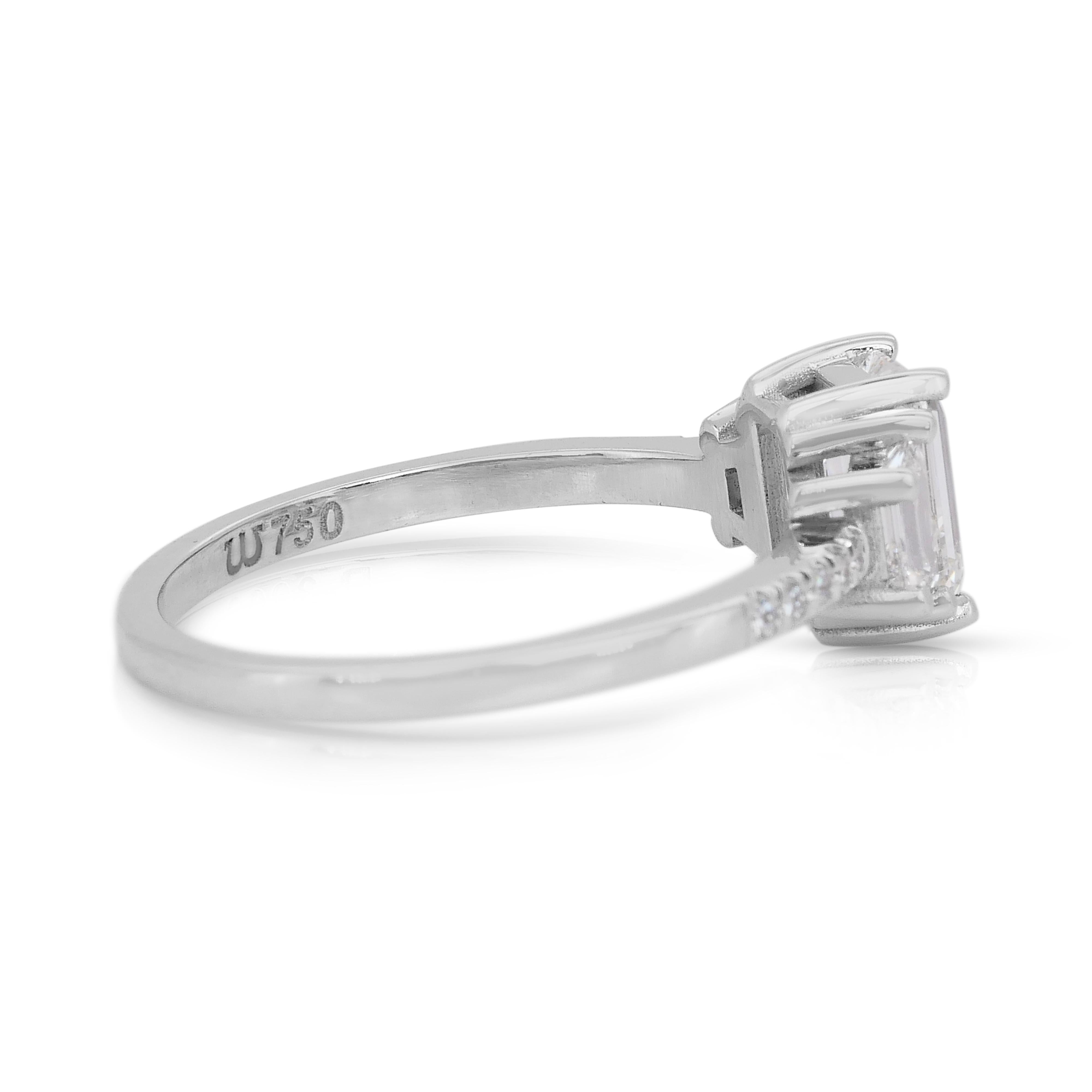 Donna Lussuoso anello con 3 pietre e 1,42 carati di diamanti in oro bianco 18 carati - Certificato GIA in vendita