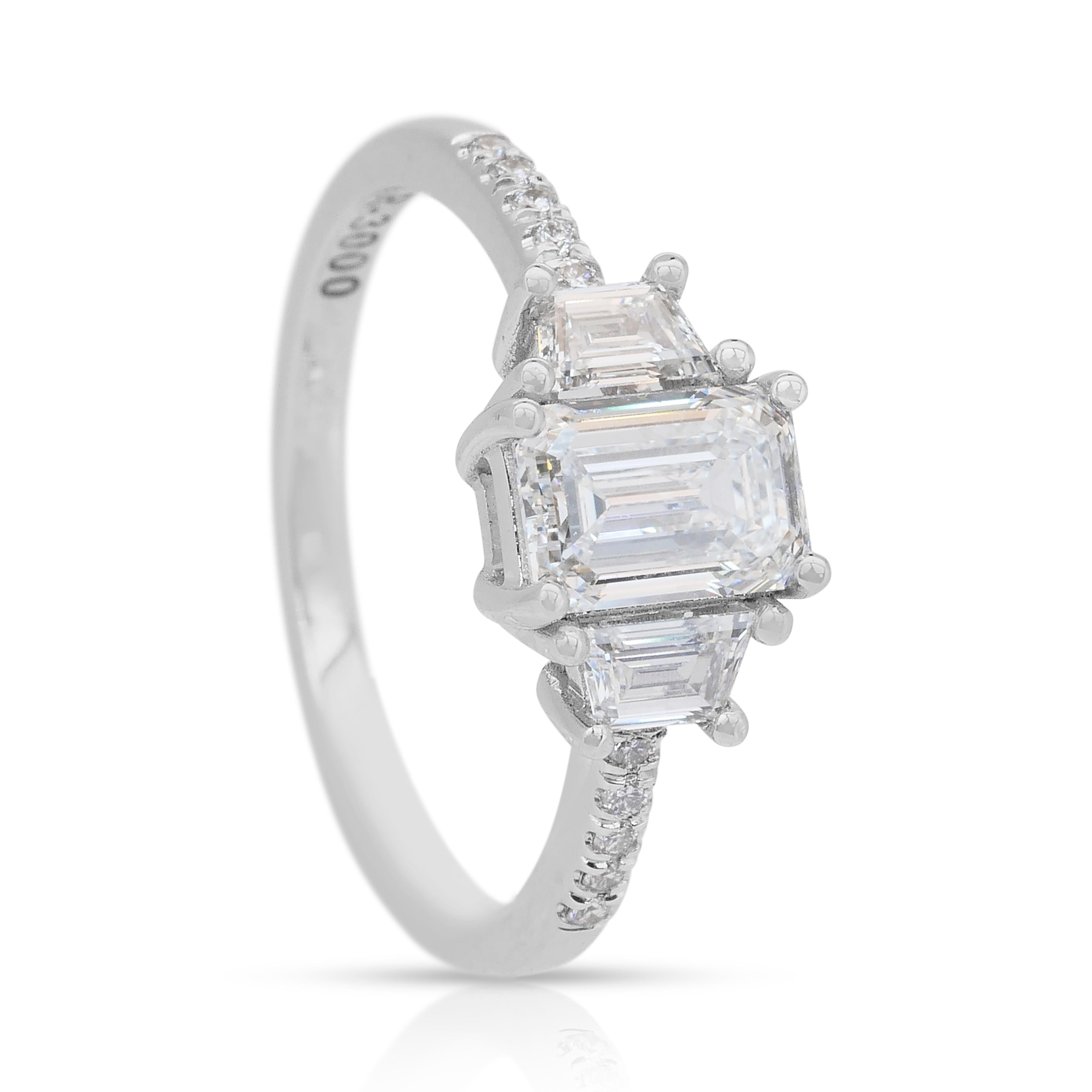 Lussuoso anello con 3 pietre e 1,42 carati di diamanti in oro bianco 18 carati - Certificato GIA in vendita 3