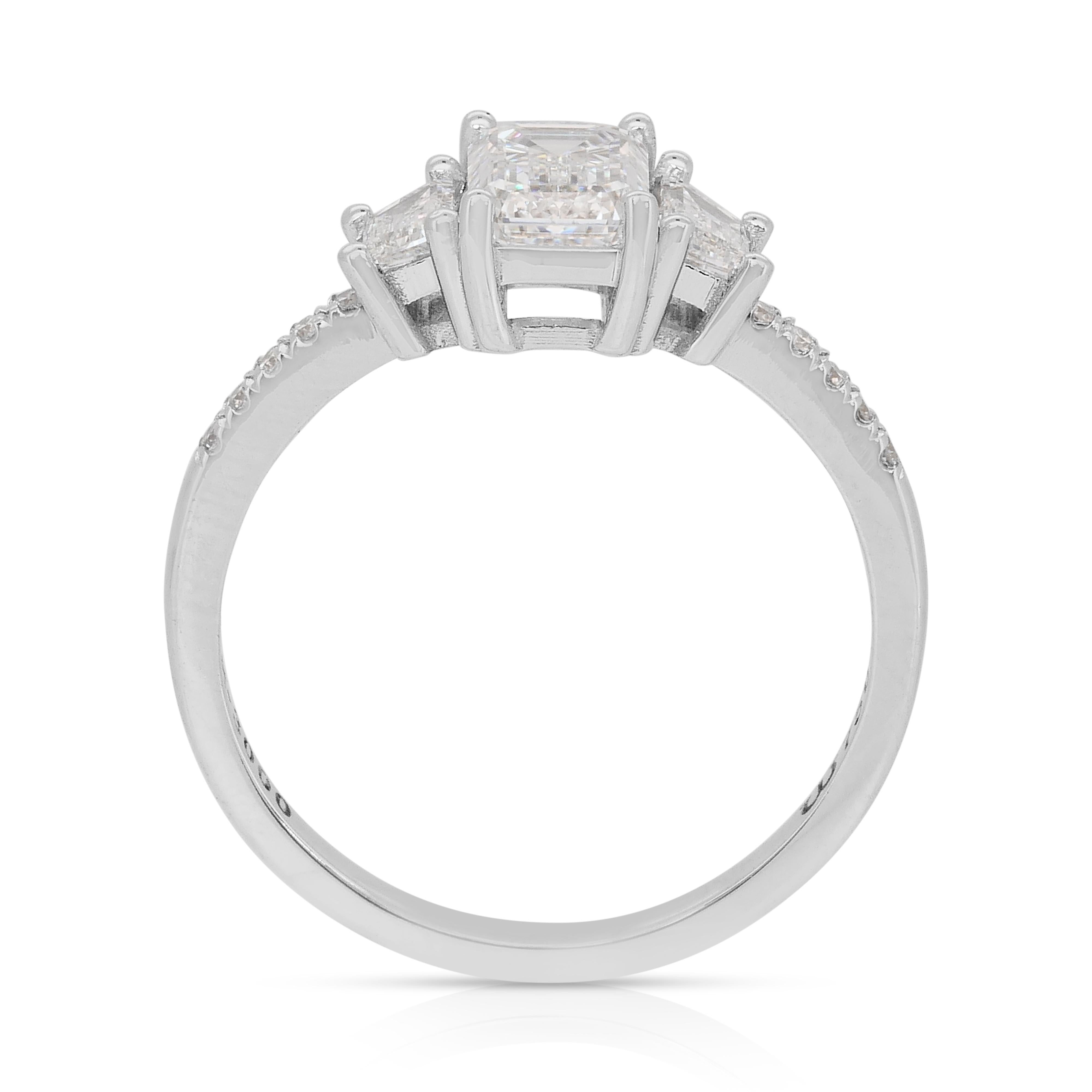 Lussuoso anello con 3 pietre e 1,42 carati di diamanti in oro bianco 18 carati - Certificato GIA in vendita 4