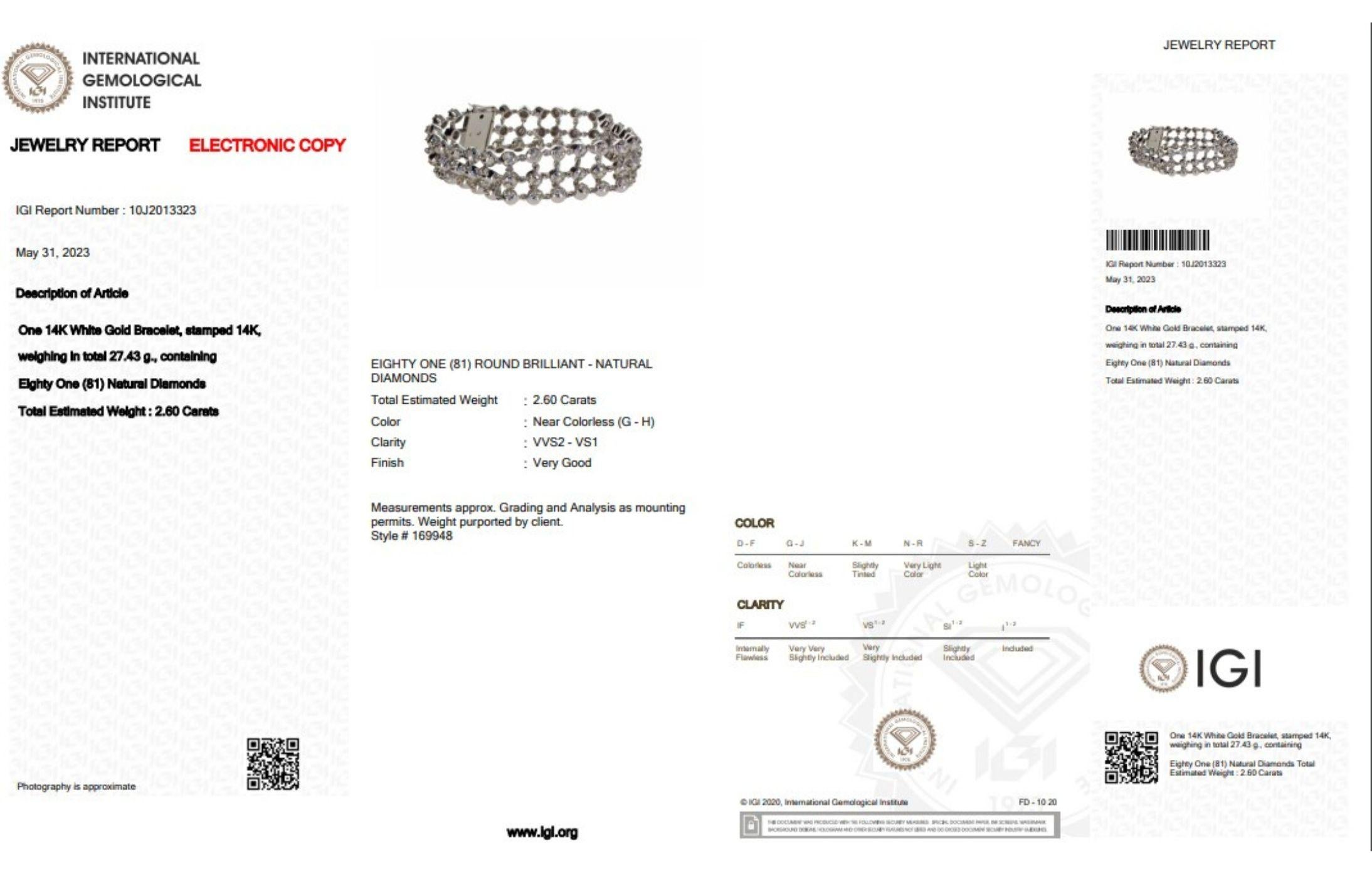 Round Cut Luxurious 14k White Gold Bracelet with 2.43 Ct Natural Diamonds For Sale