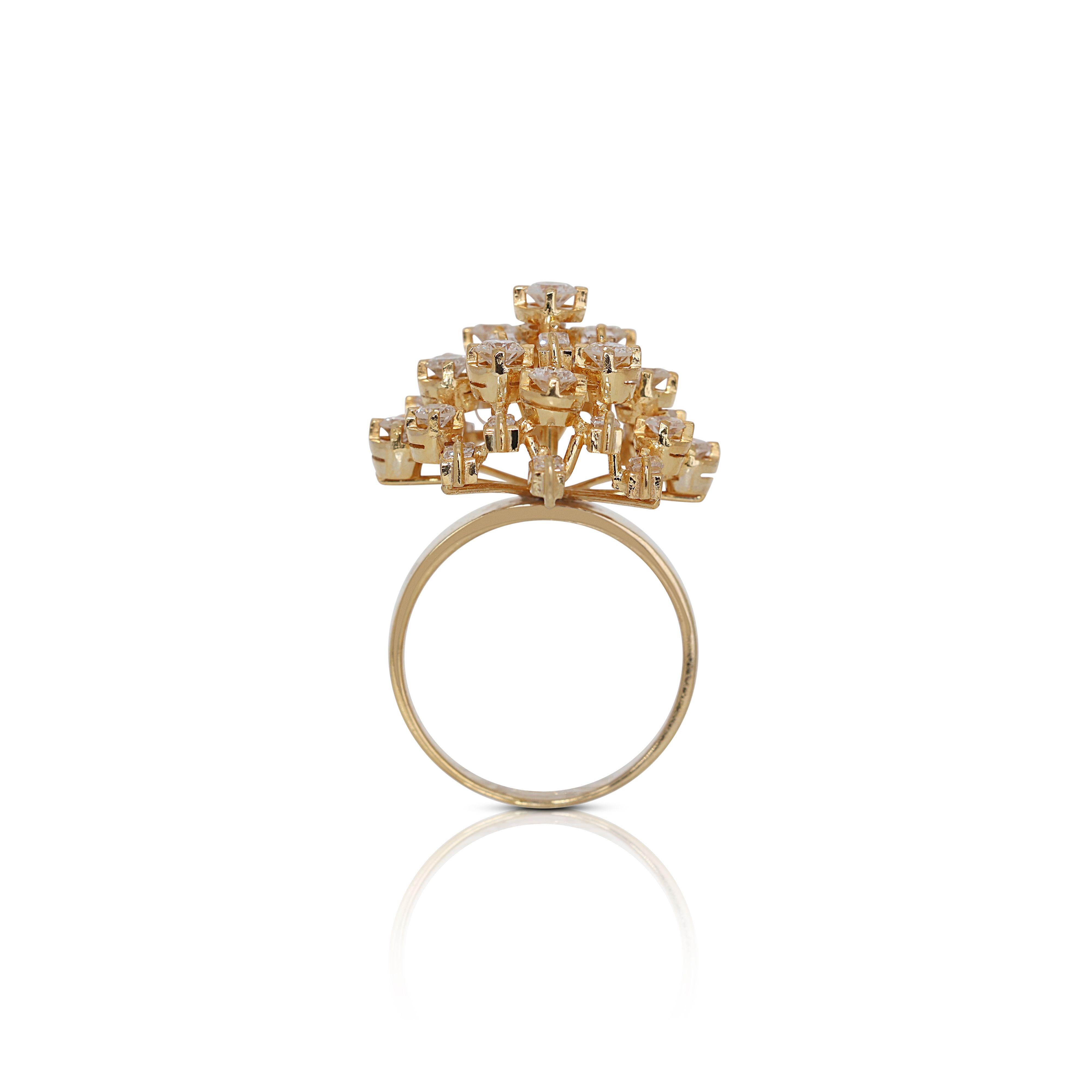 Luxuriöser Kronleuchter-Ring aus 14 Karat Gelbgold Damen im Angebot