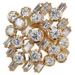 Luxuriöser Kronleuchter-Ring aus 14 Karat Gelbgold