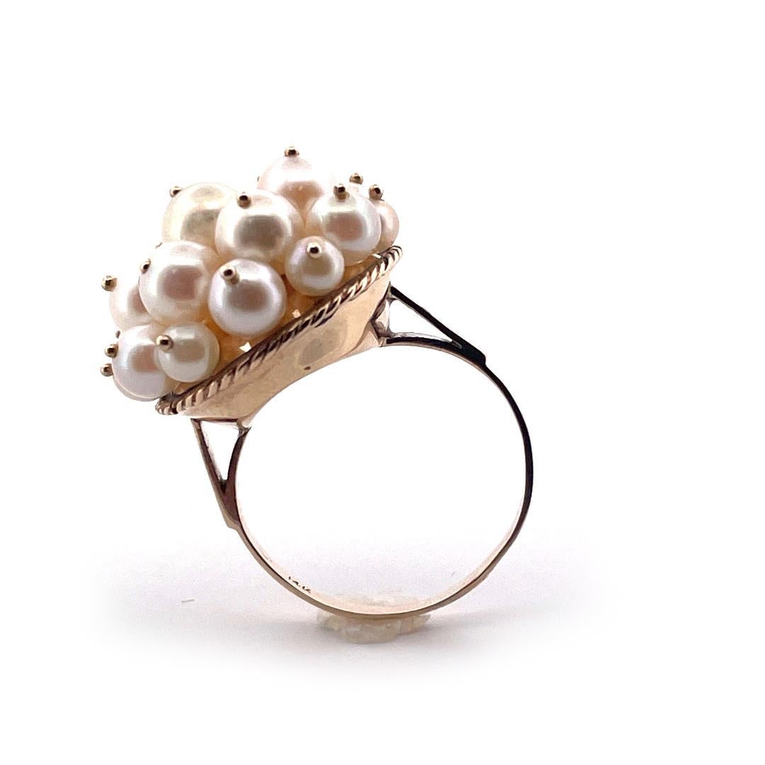Round Cut Luxurious 14k Yellow Gold Cultured Pearl Cluster Cocktail Ring For Sale